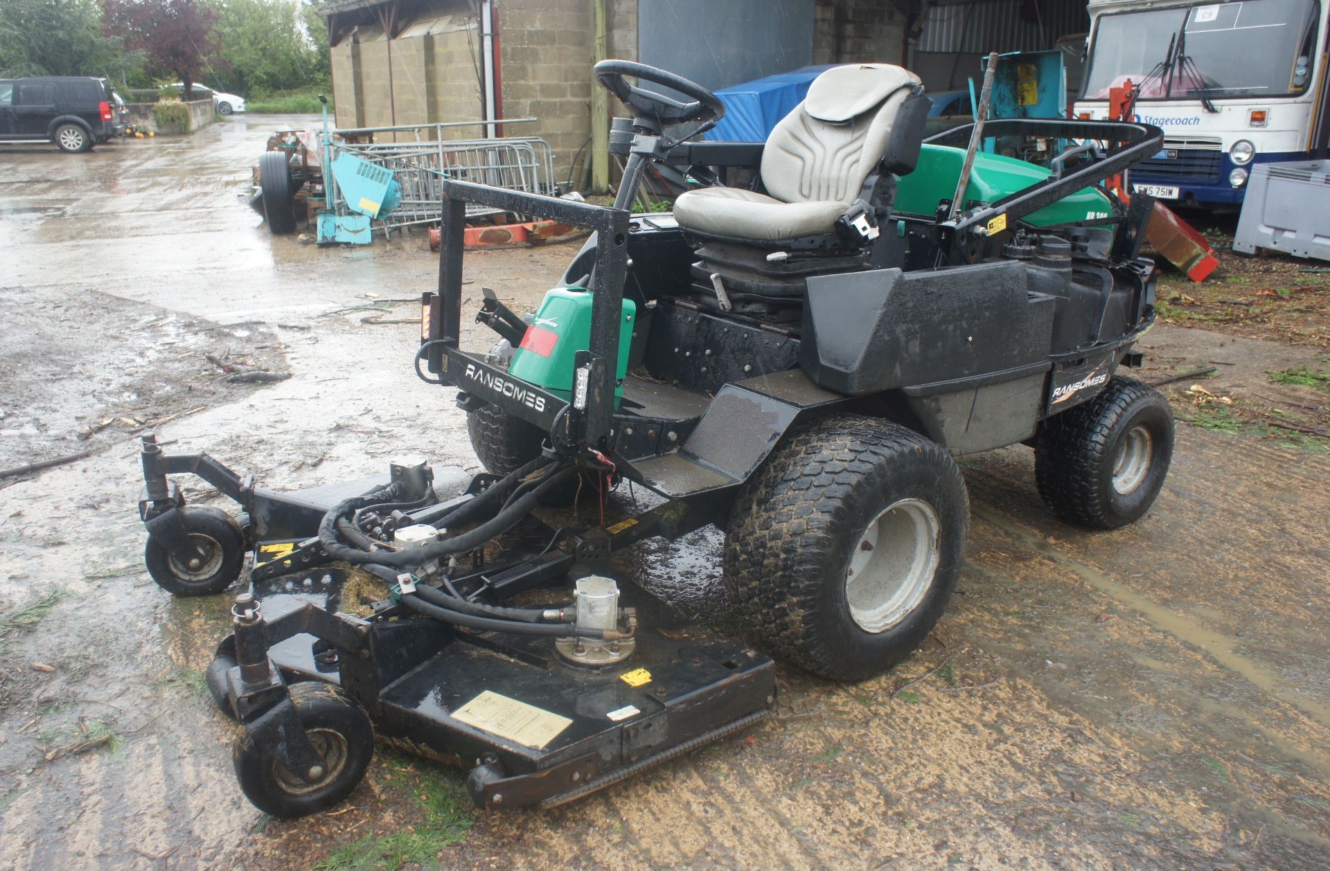 Ransomes HR300 Rotary Ride-On Mower, diesel engine, 60 in. cutting deck, ROPS bar, hazard led kit, - Image 6 of 20