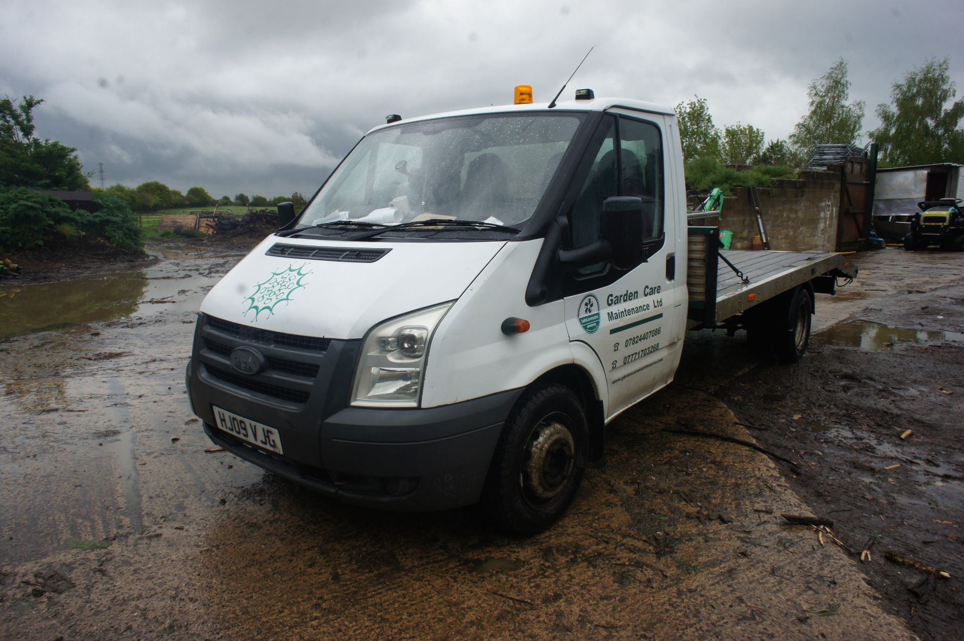 Ford Transit 350EF TDCi, LWB, recovery body (4.3m x 2.2m) with ramps, diesel, 2402cc, white,