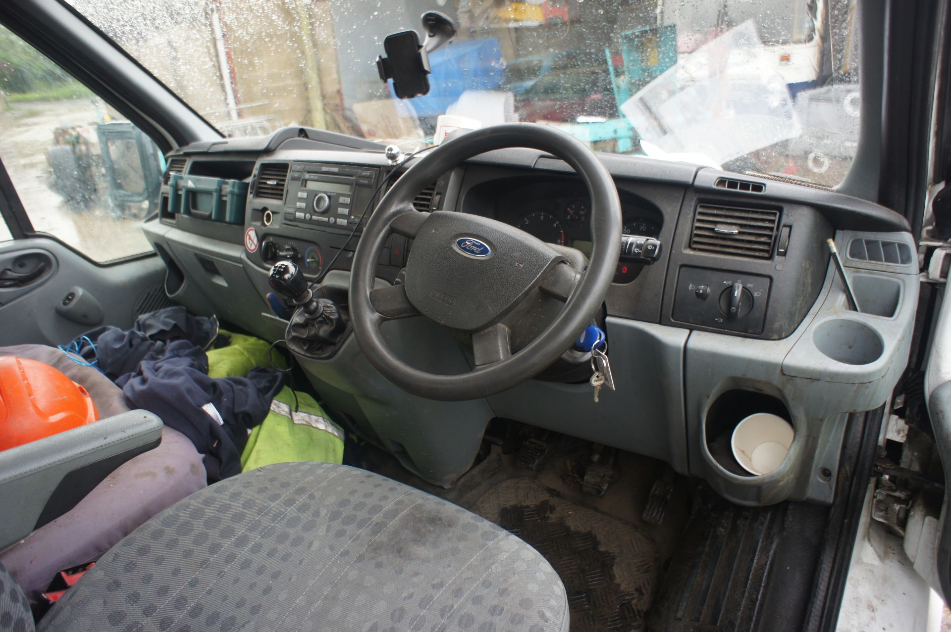 Ford Transit 350EF TDCi, LWB, recovery body (4.3m x 2.2m) with ramps, diesel, 2402cc, white, - Image 10 of 13