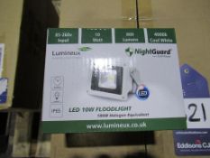 60 x Lumineux LED 10W Floodlight 85-265V 800lm 4000K OEM Trade Price £582