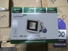 60 x Lumineux LED 10W Floodlight 85-265V 800lm 4000K OEM Trade Price £810