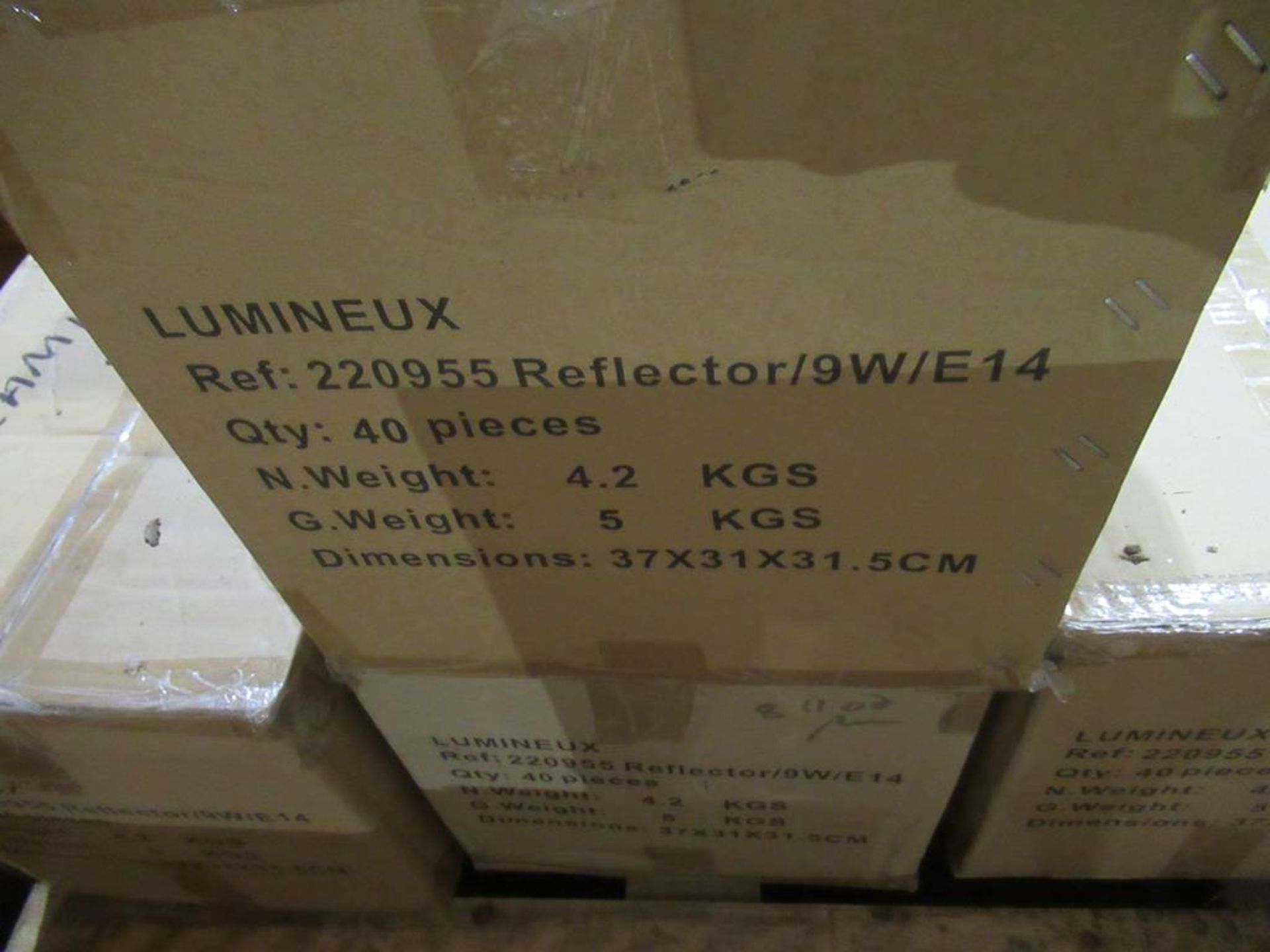 160 x Reflector 220-240V 2700K E14 9W OEM Trade Price £399 - Image 3 of 3