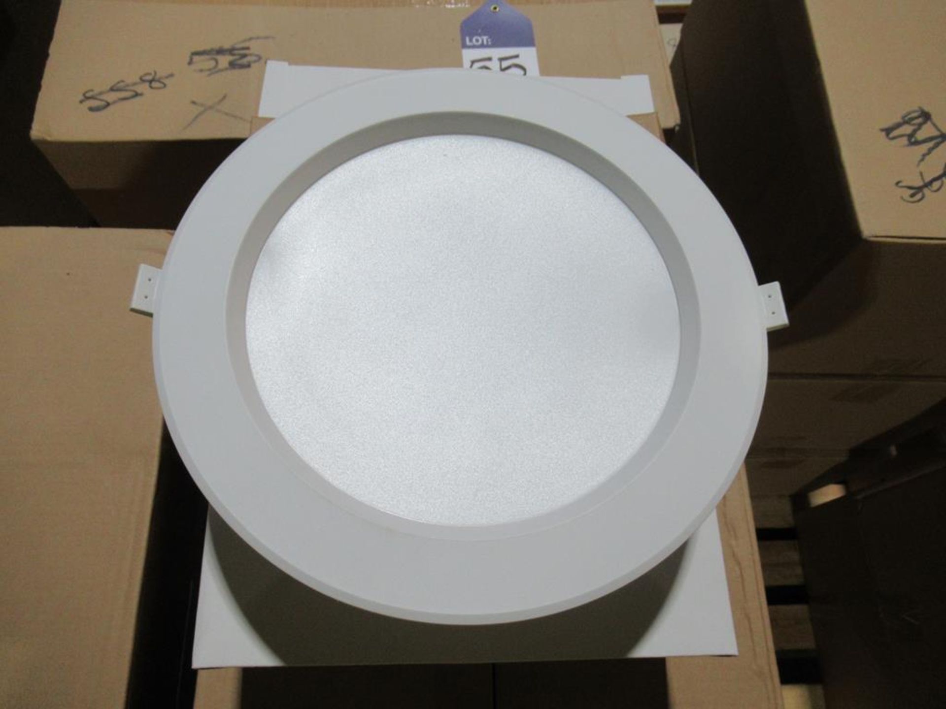 18 x LED 20W 10 inch dia Downlight 4000K White Trim OEM Trade Price £270