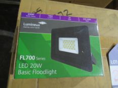 40 x LED 20W High Powered Floodlight 4000K 220-240V 1900lm Black OEM Trade Price £400