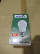 150 x Lumineux 9W Globe E27 3500K 220-240V OEM Trade Price £375