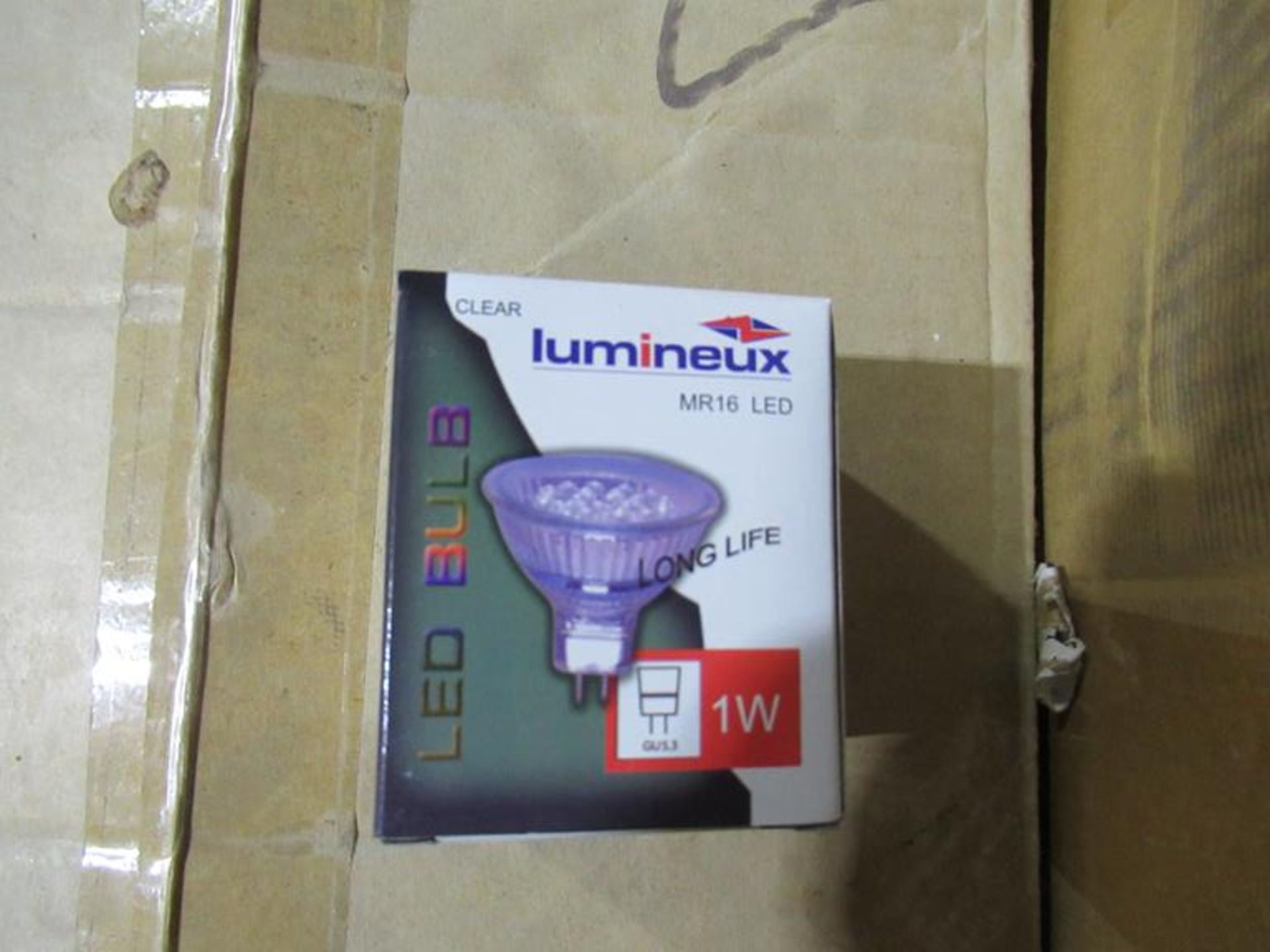 200 x Lumineux MR16 LED 1W Yellow, 12 x LED Bulkhead Wall Light. OEM Trade Price £840.00 - Image 2 of 4