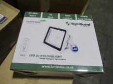 8 x LED 50W Floodlight 4000K 85-265V Input 4000 Lumens OEM Trade Price £169
