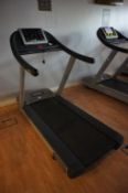 Technogym JOG 700 Running Machine, LED-DAK3EL