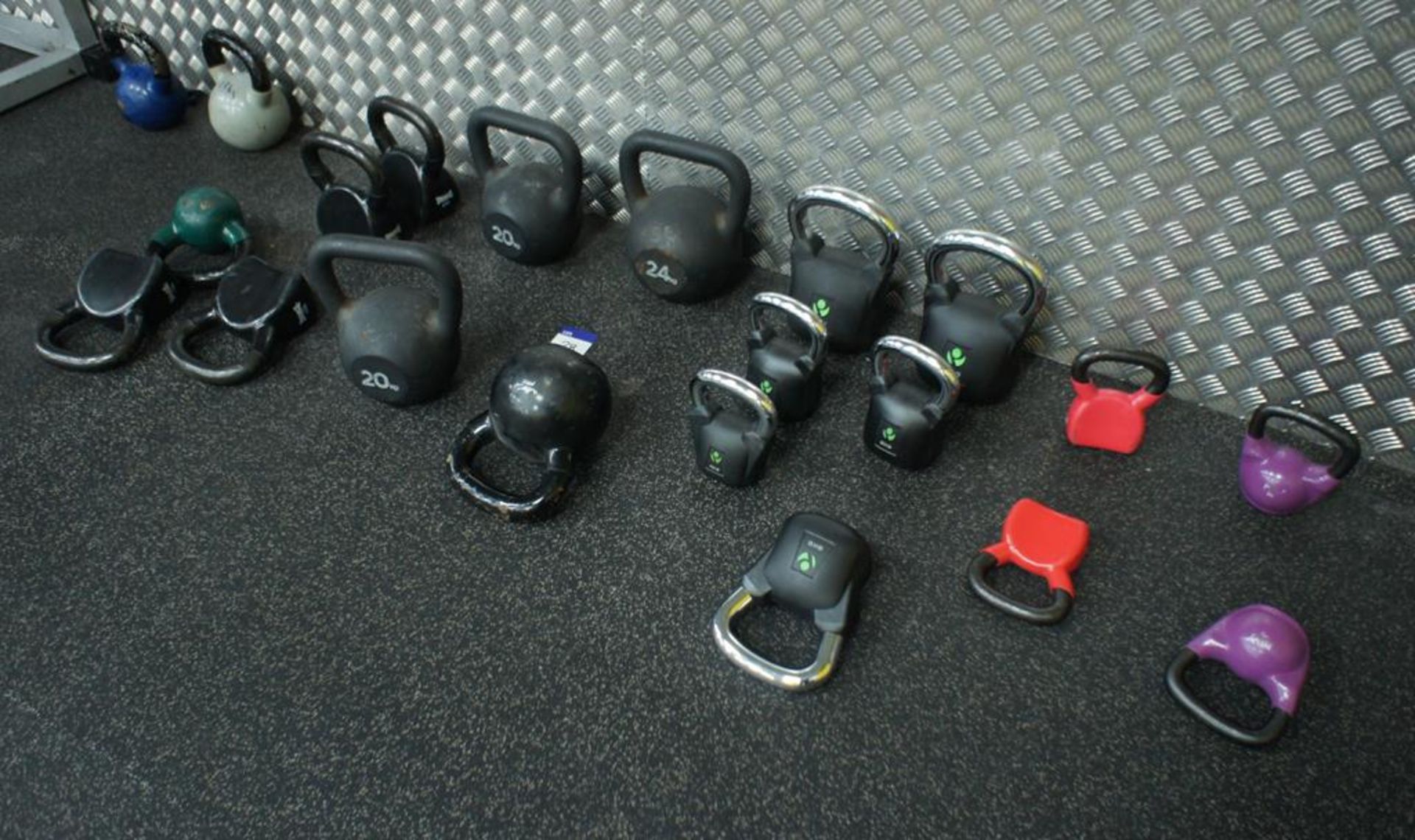 Qty of various kettlebell weights