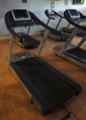 Technogym JOG 700 Running Machine, LED-DAK3EL