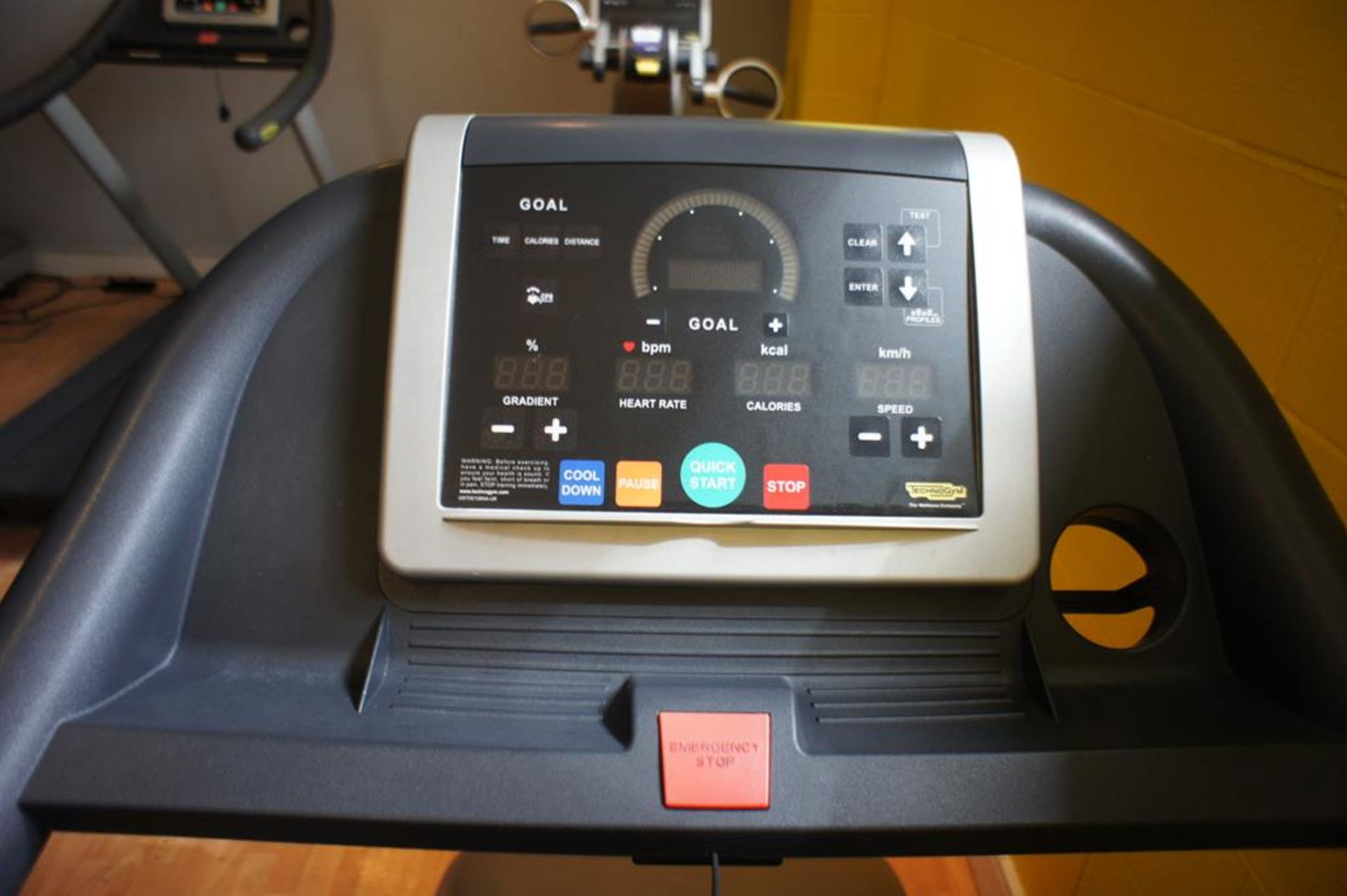 Technogym JOG 700 Running Machine, LED-DAK3EL - Image 3 of 3