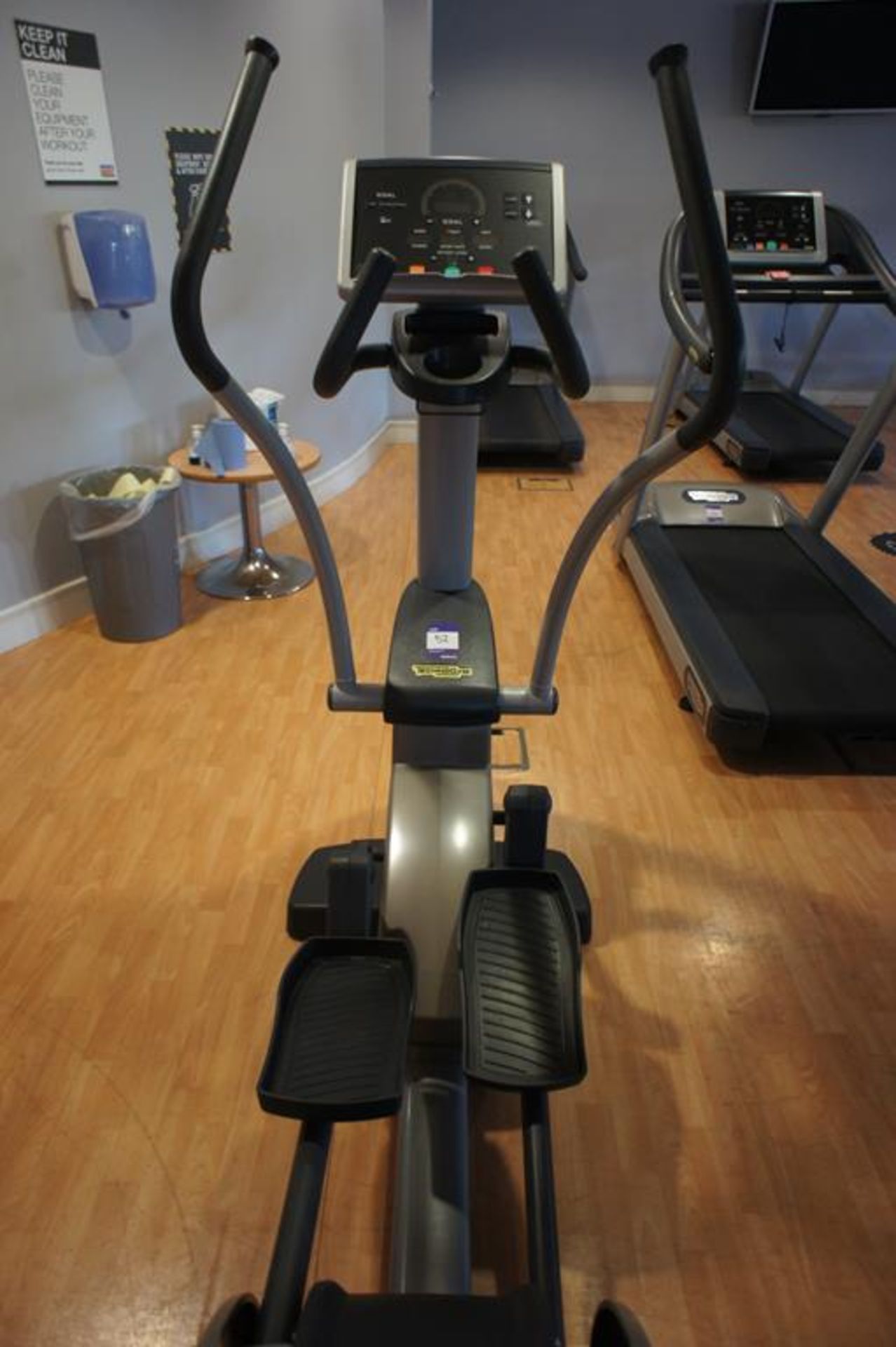 Technogym 500SP Cross Trainer, LED-DA524L - Image 2 of 3