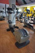 Technogym 500SP Cross Trainer, LED-DA524L