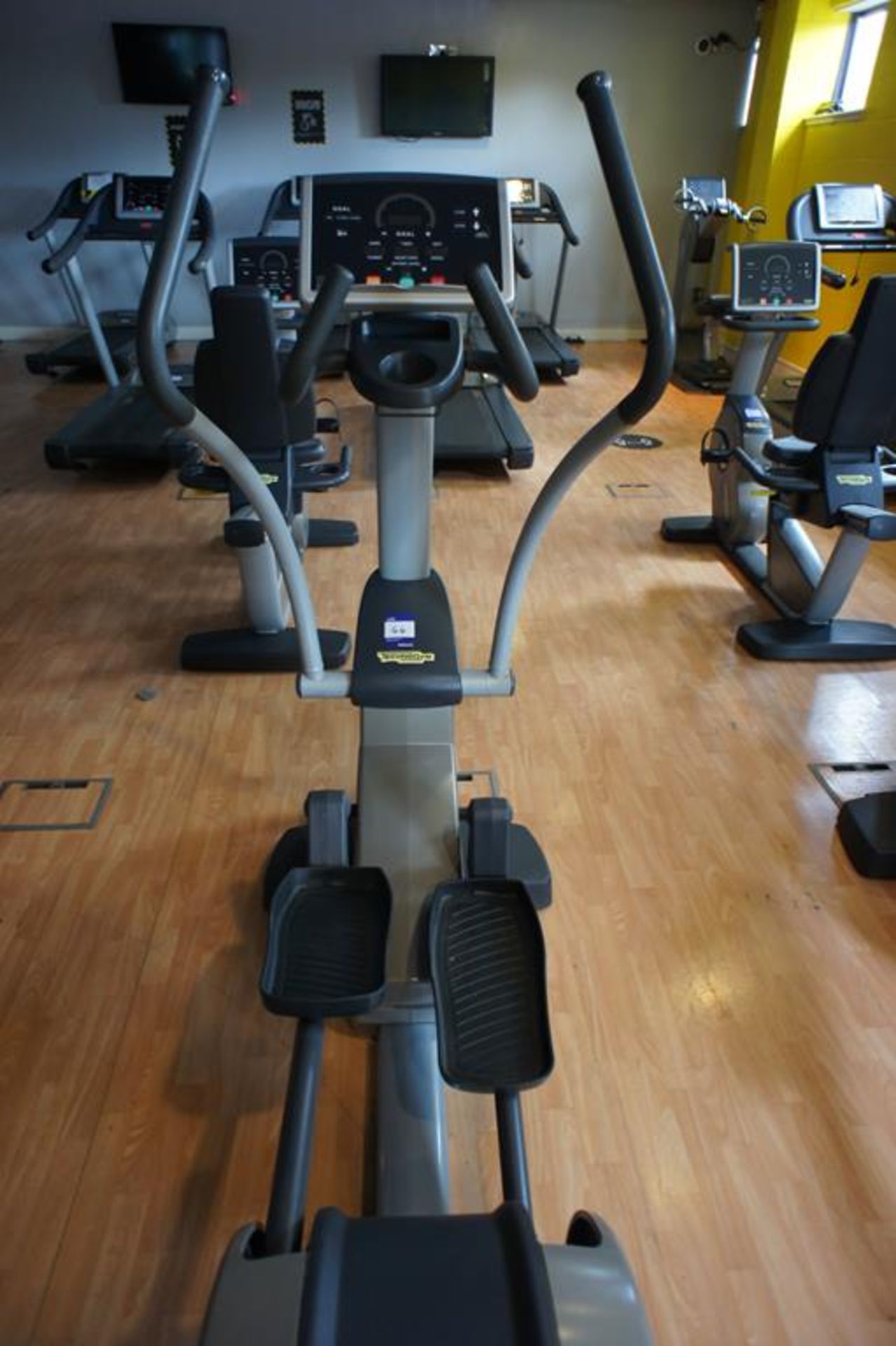 Technogym 500SP Cross Trainer, LED-DA524L - Image 2 of 3