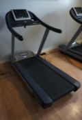 Technogym JOG 700 Running Machine, LED-DAK3EL