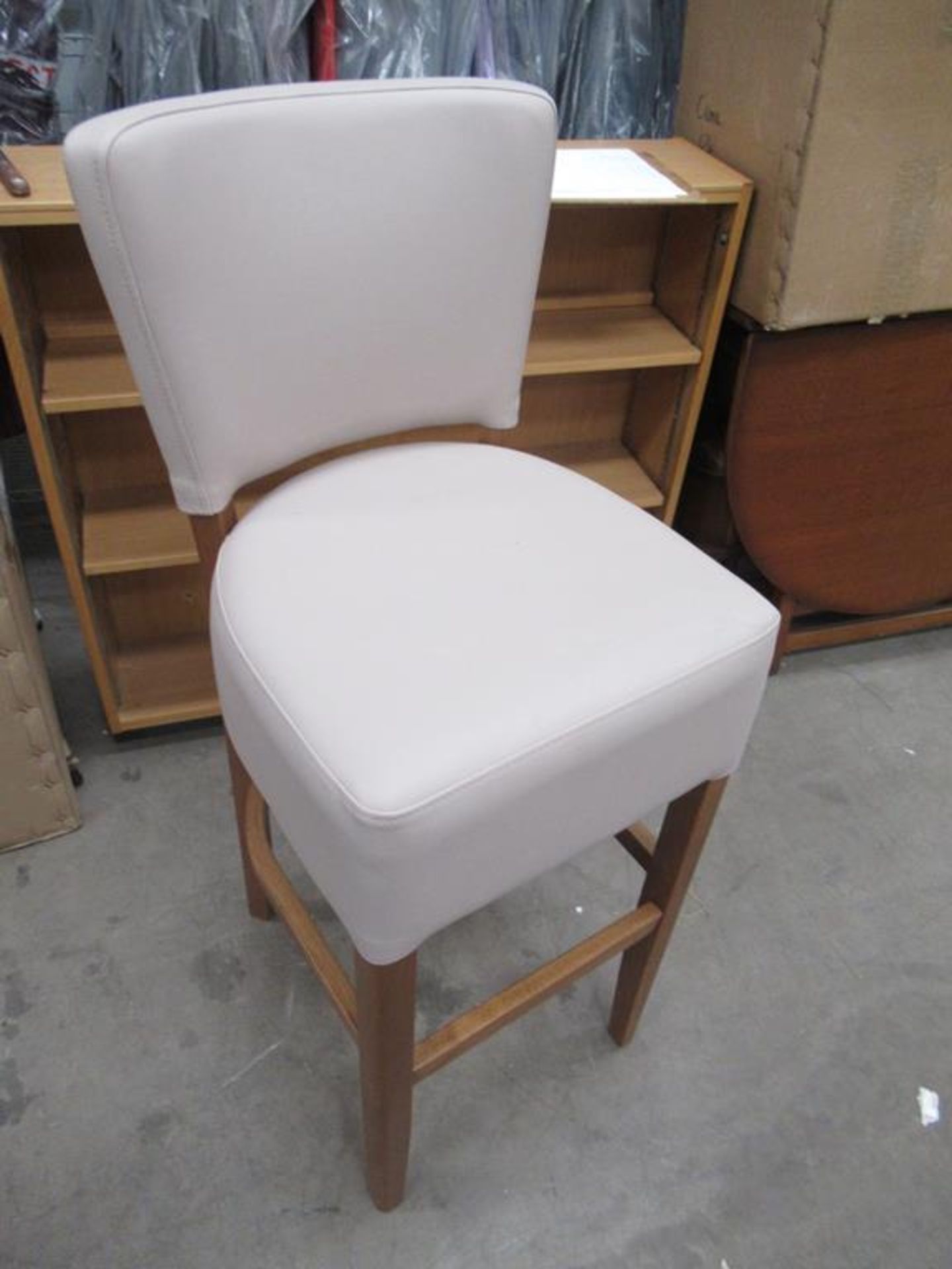 2 x Wooden Chairs, 2 Upholstered Chairs and a Barstool - Image 3 of 3