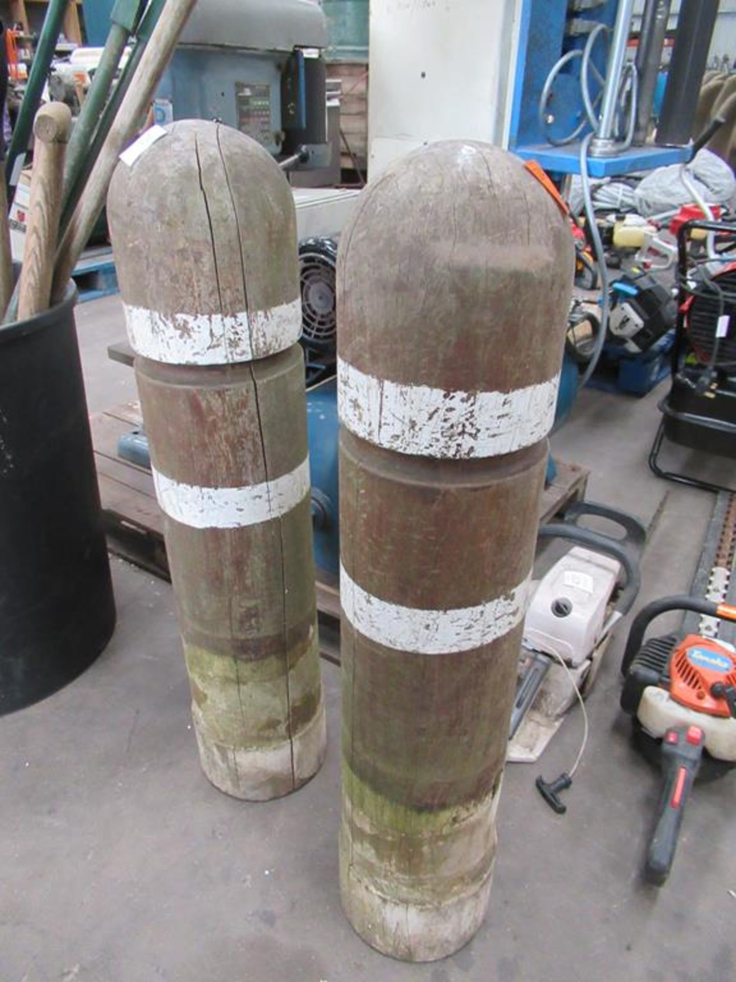 2 x Wooden Bollards, 170mm x 900mm - Image 2 of 2