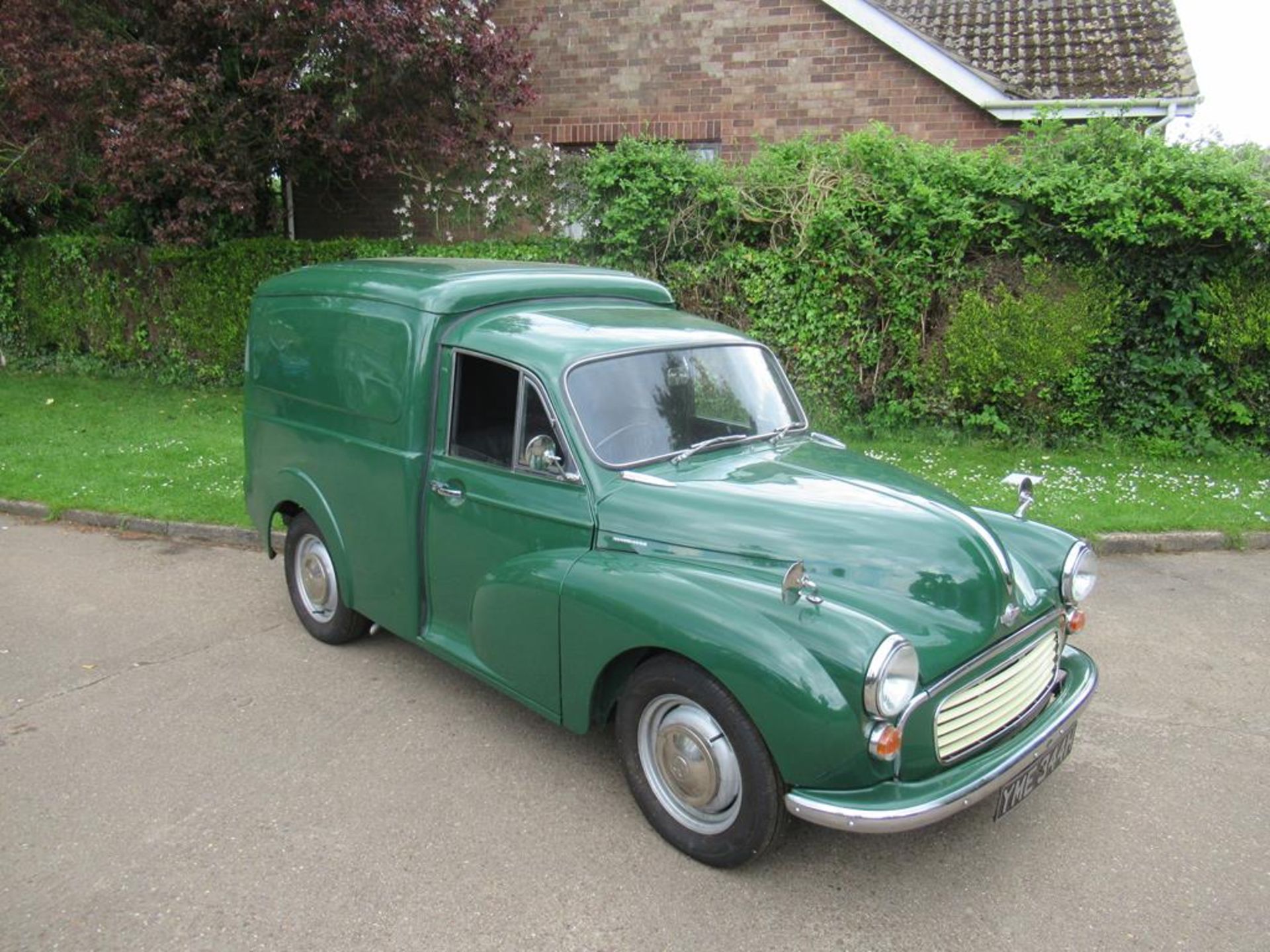 A Morris 1000 Van - Image 9 of 36