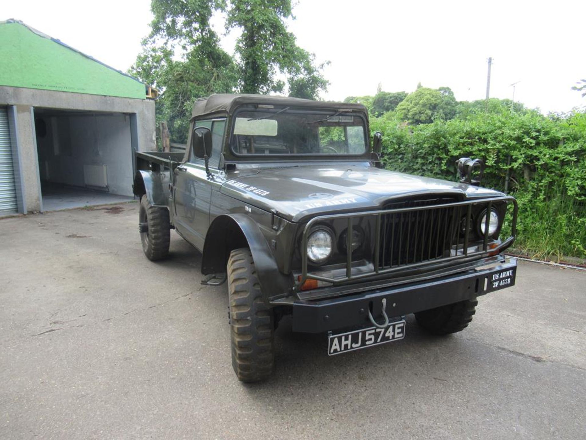 A Kaiser M715 4 x 4 1967 American Military Pick Up Truck - Image 3 of 39