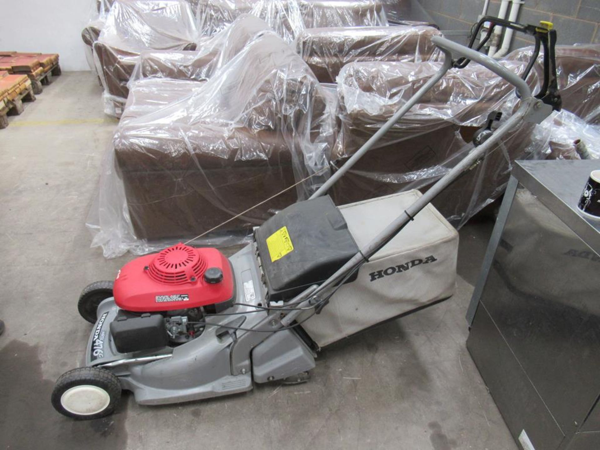 Honda HRB 476C Self Propelled Lawn Mower