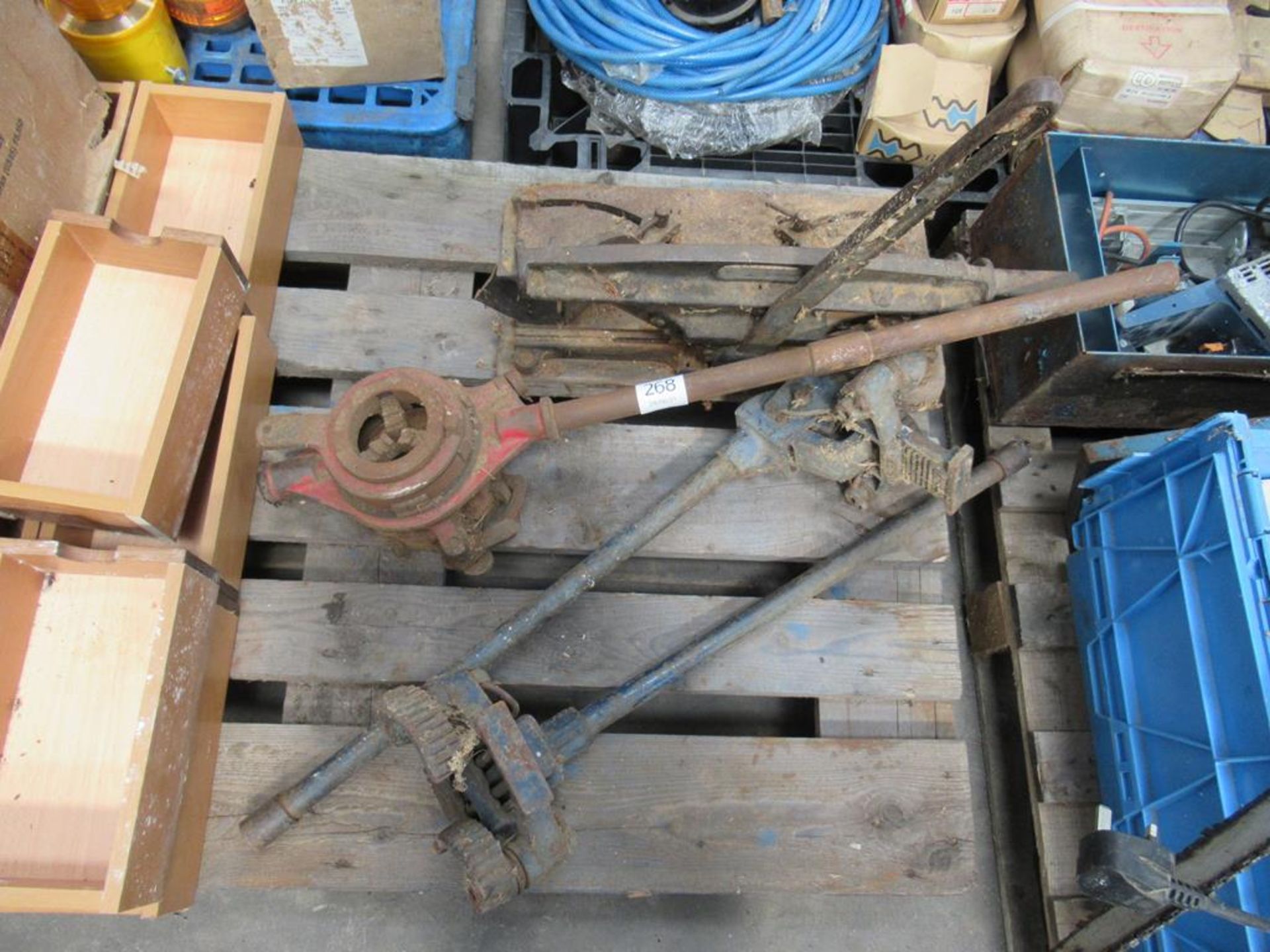 2 Clamps, Threader and Guillotine