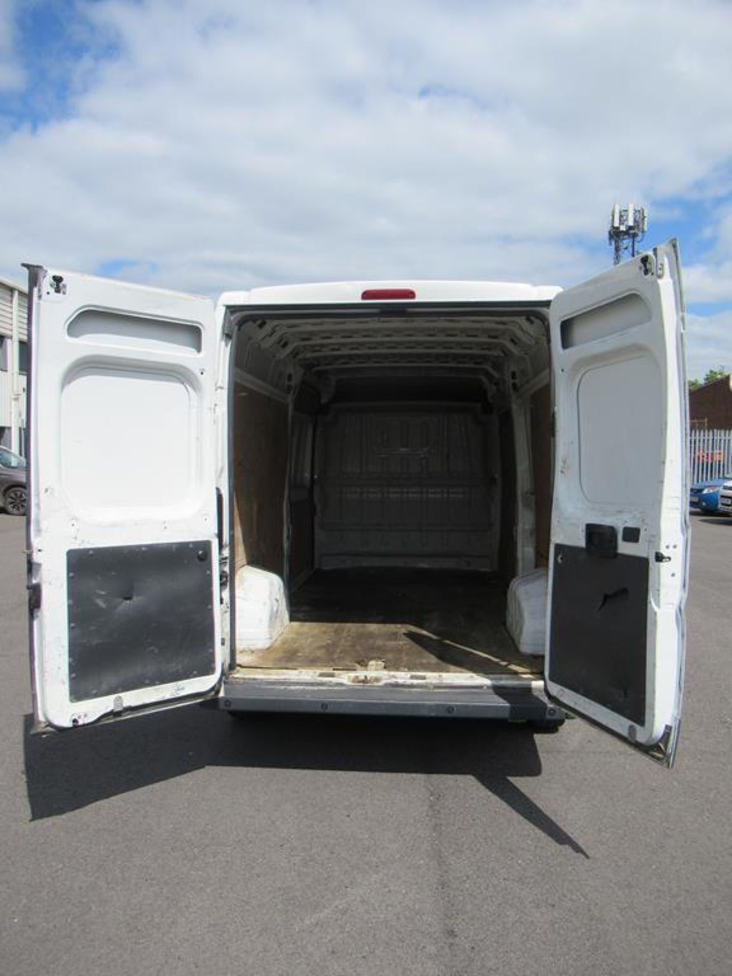A Peugeot Boxer 335 Professionsal L3H2 HDI Panel Van - Image 7 of 27