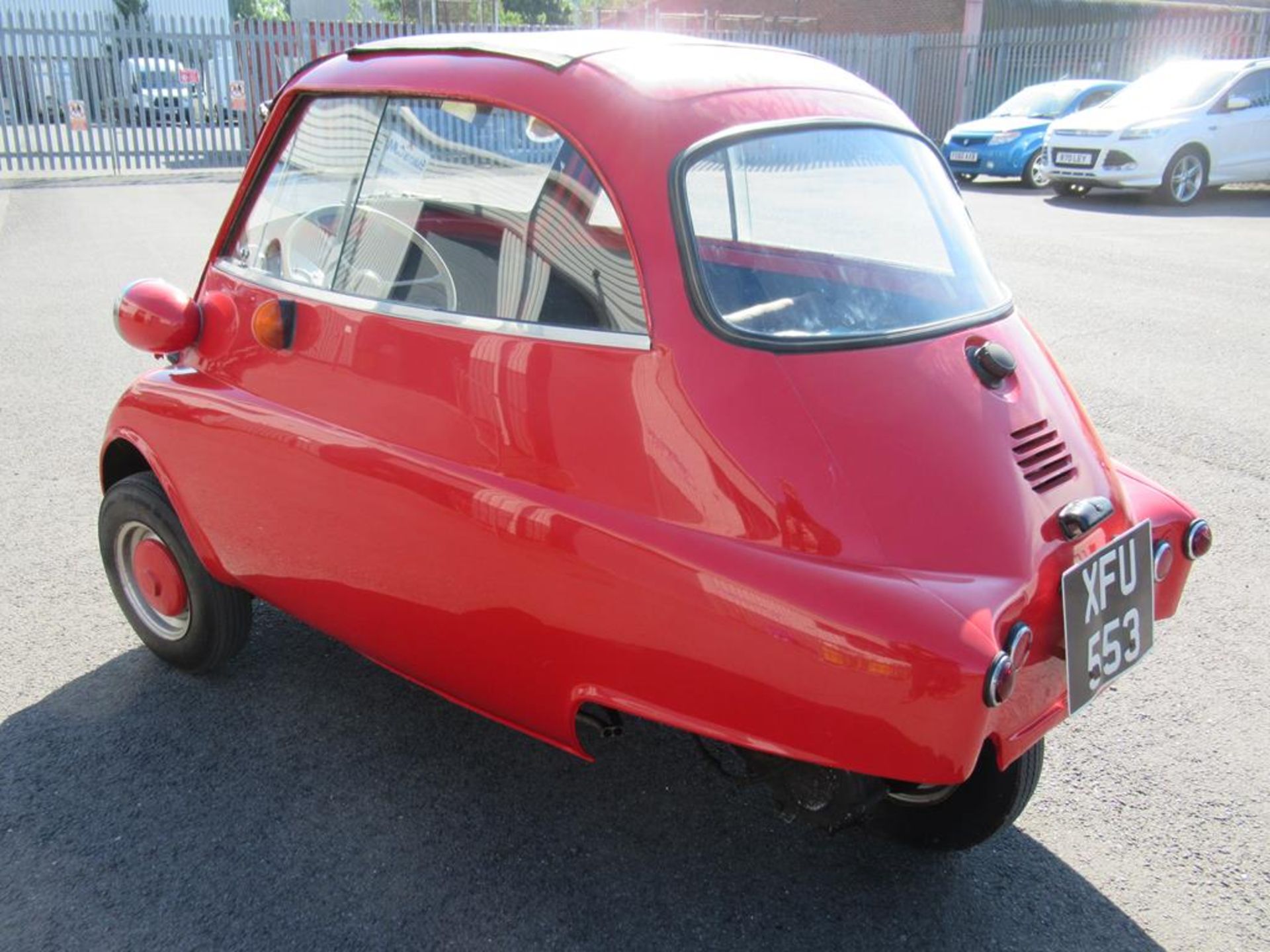 A 1960 Isetta 300 Bubble Car with Odometer Reading 9098 miles - Image 7 of 23