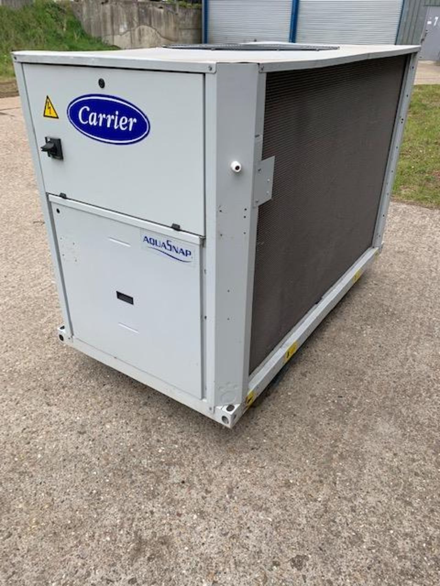 Carrier industrial water chiller