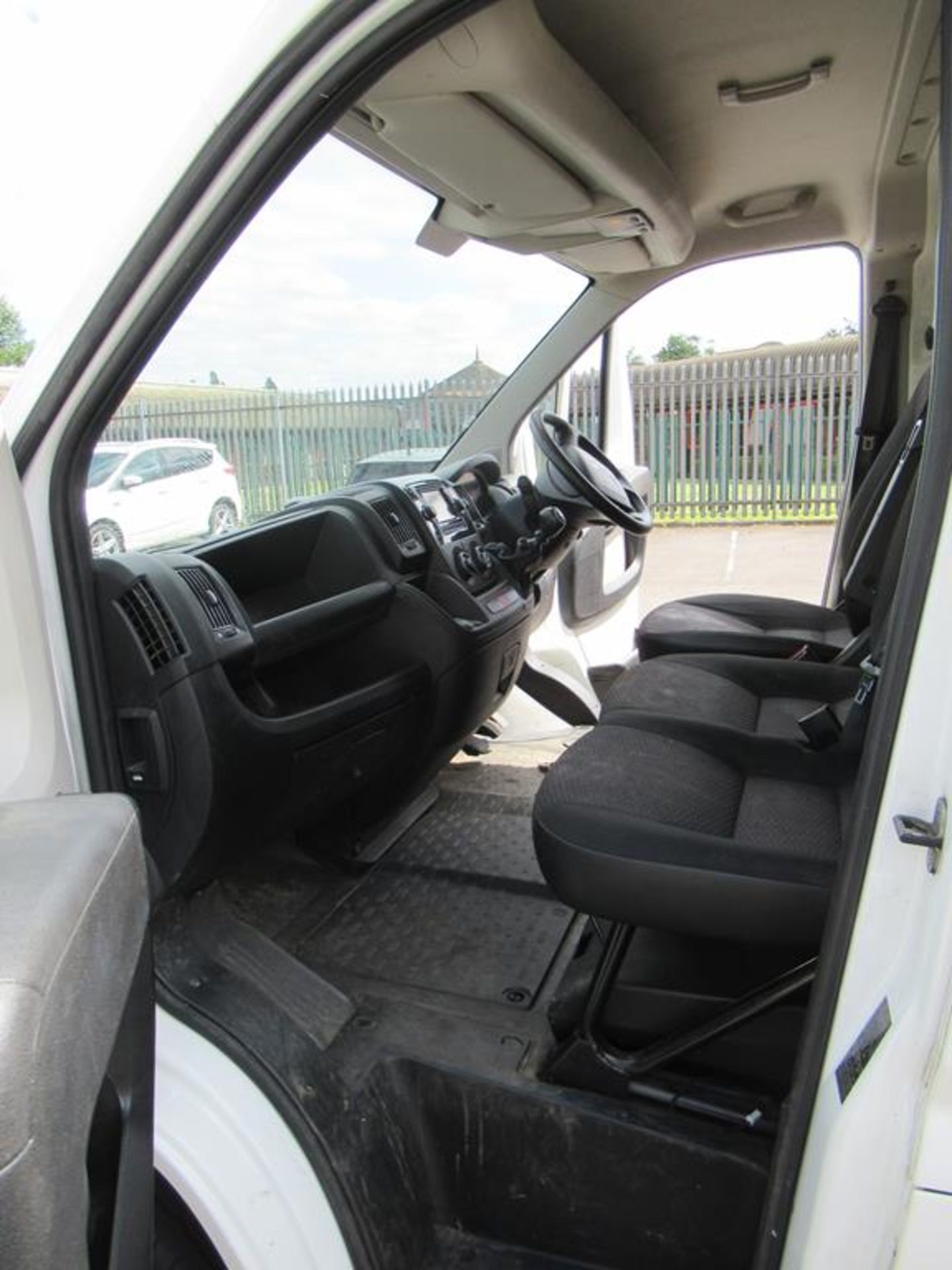 A Peugeot Boxer 335 Professionsal L3H2 HDI Panel Van - Image 11 of 27