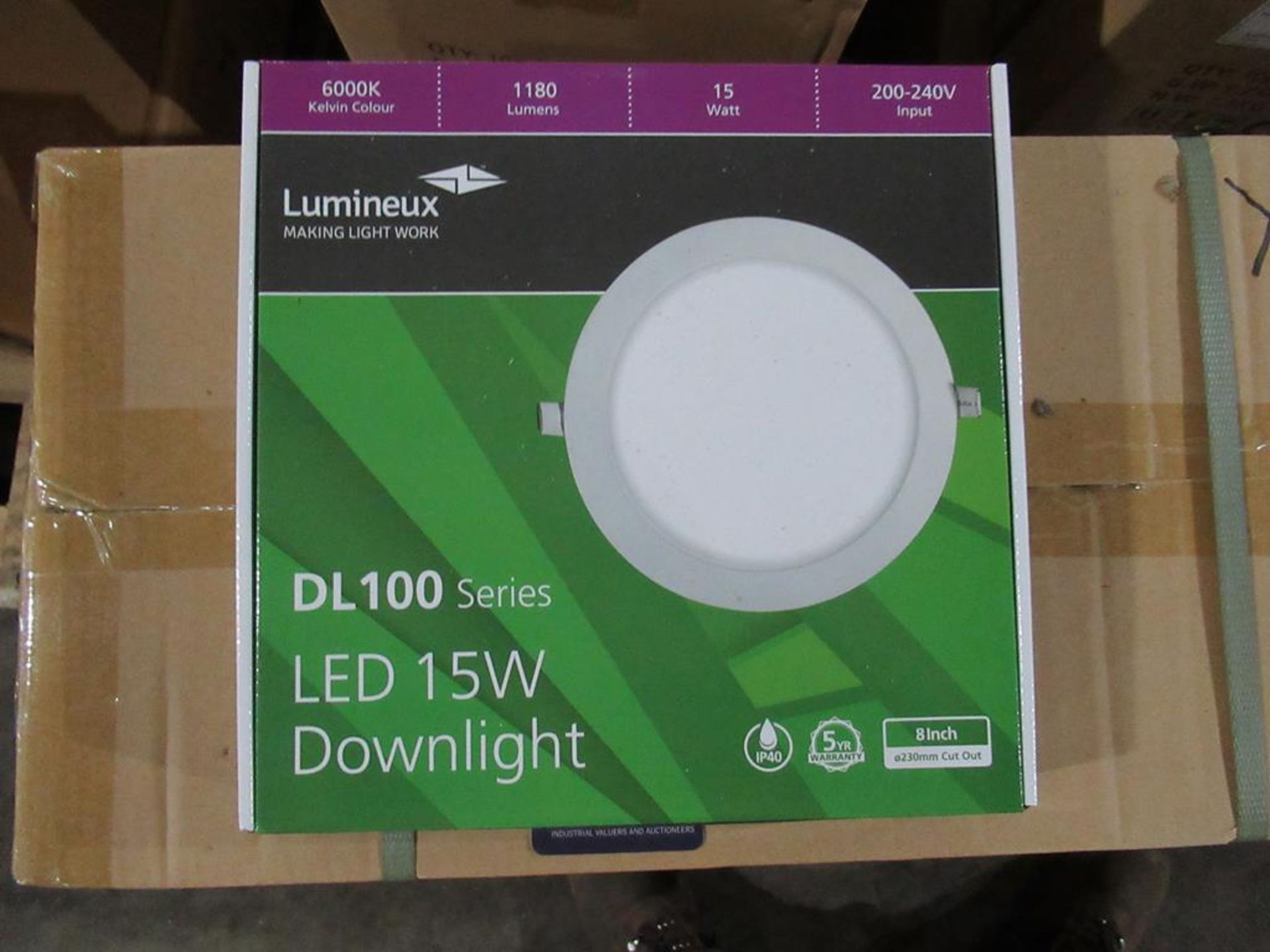 20 x Lumineux LED 15W Downlight 6000K 1180lm 200/240V White OEM Trade Price £300