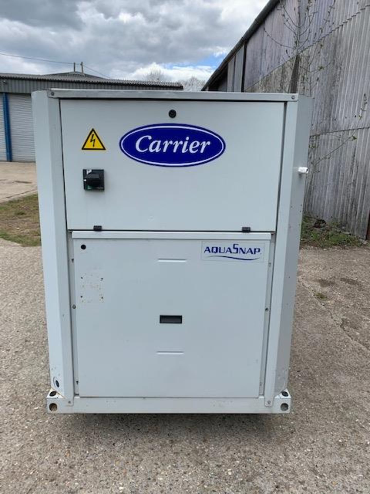 Carrier industrial water chiller - Image 5 of 5