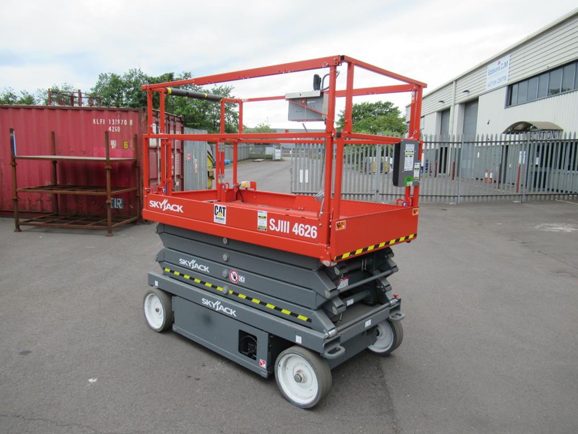 Skyjack SJIII 4626 DC ELECTRIC Scissor Lift - NO BUYERS PREMIUM