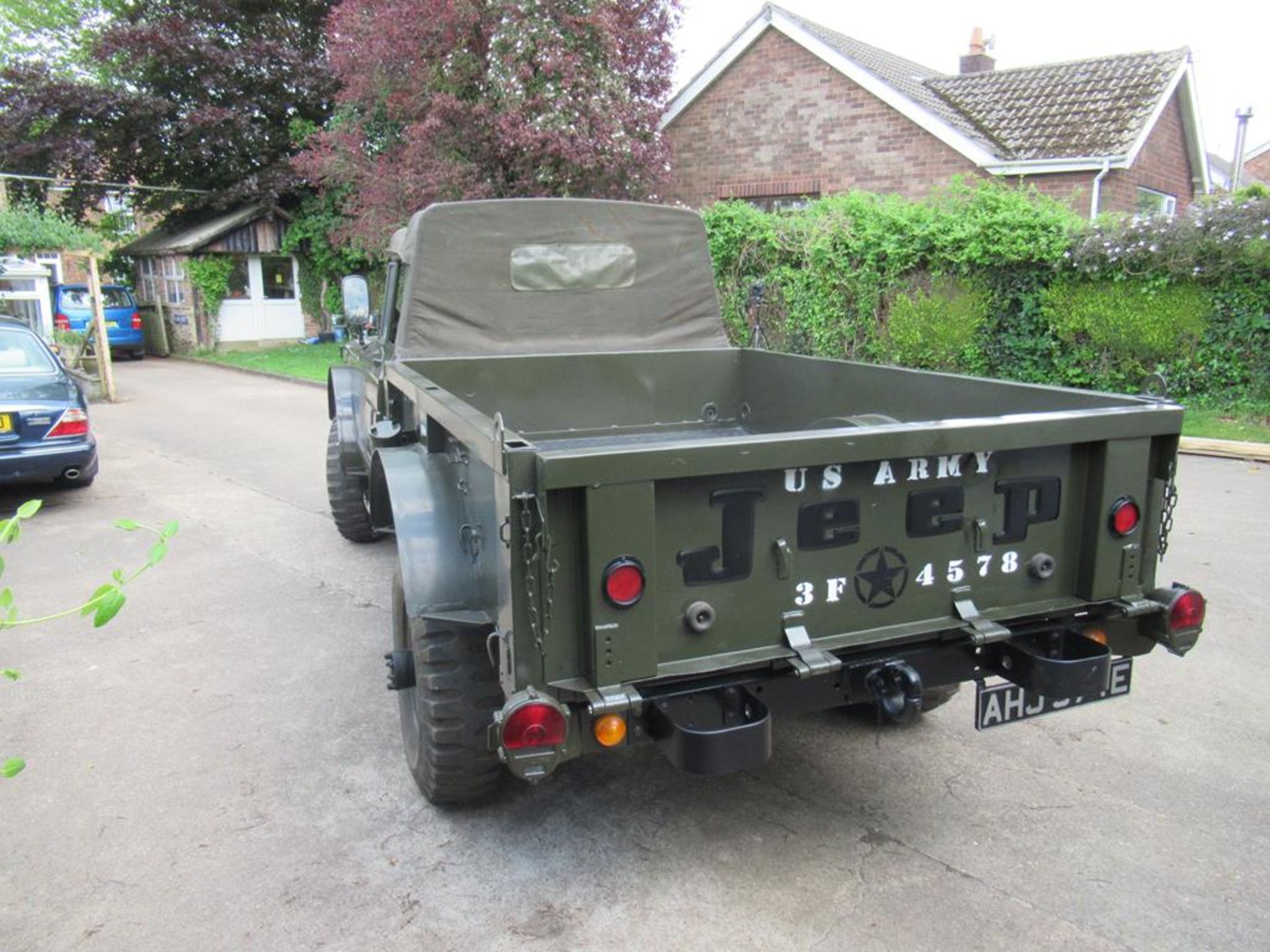 A Kaiser M715 4 x 4 1967 American Military Pick Up Truck - Image 7 of 39