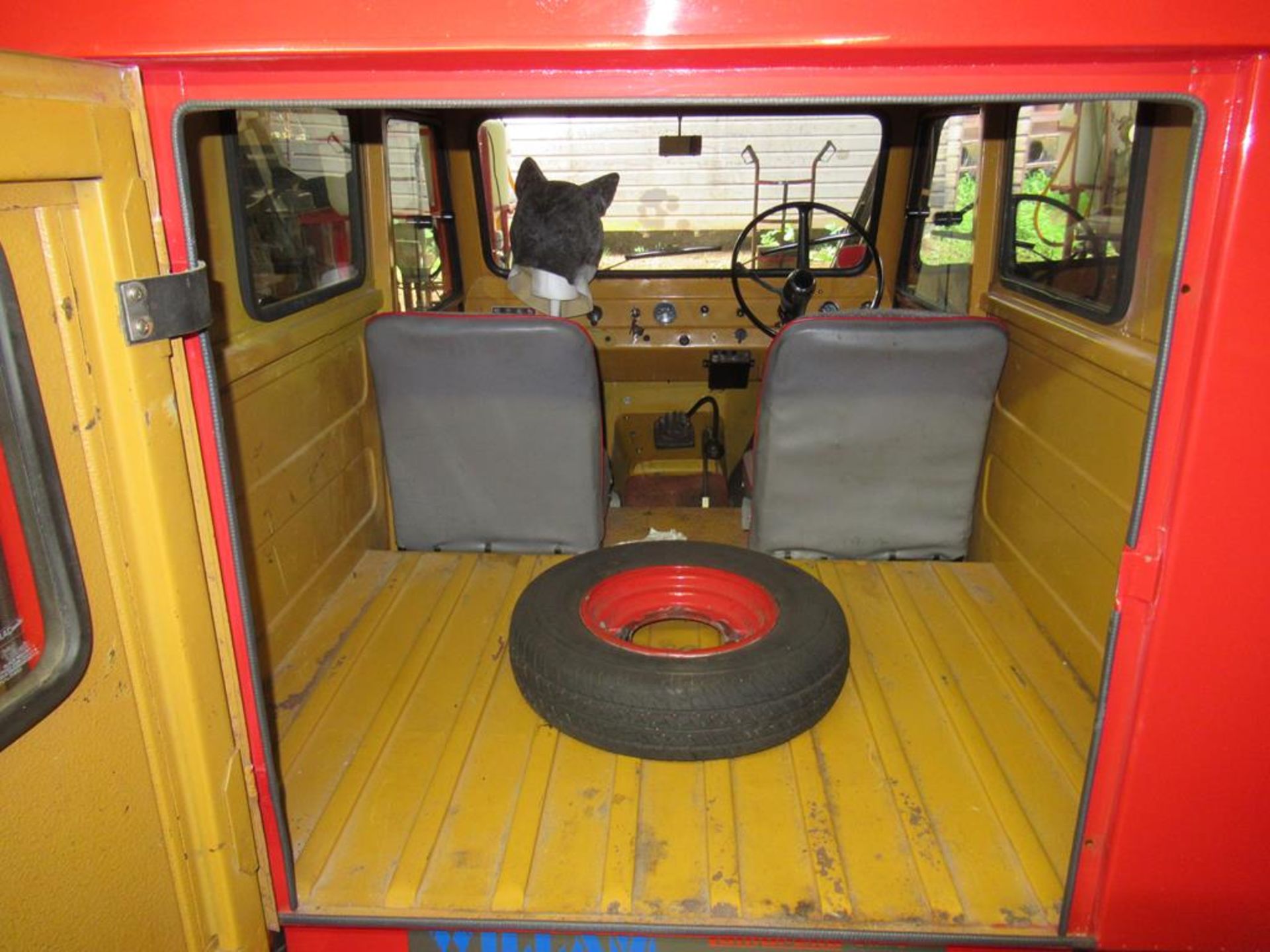 A Lambretta Willam Forgonnette 1978 Painted as a Postman Van - Image 8 of 28