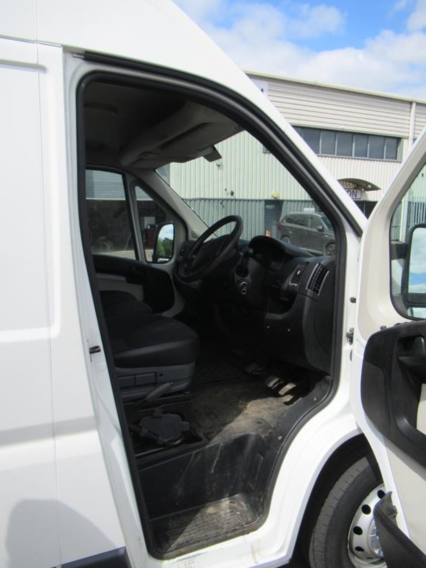 A Peugeot Boxer 335 Professionsal L3H2 HDI Panel Van - Image 13 of 27