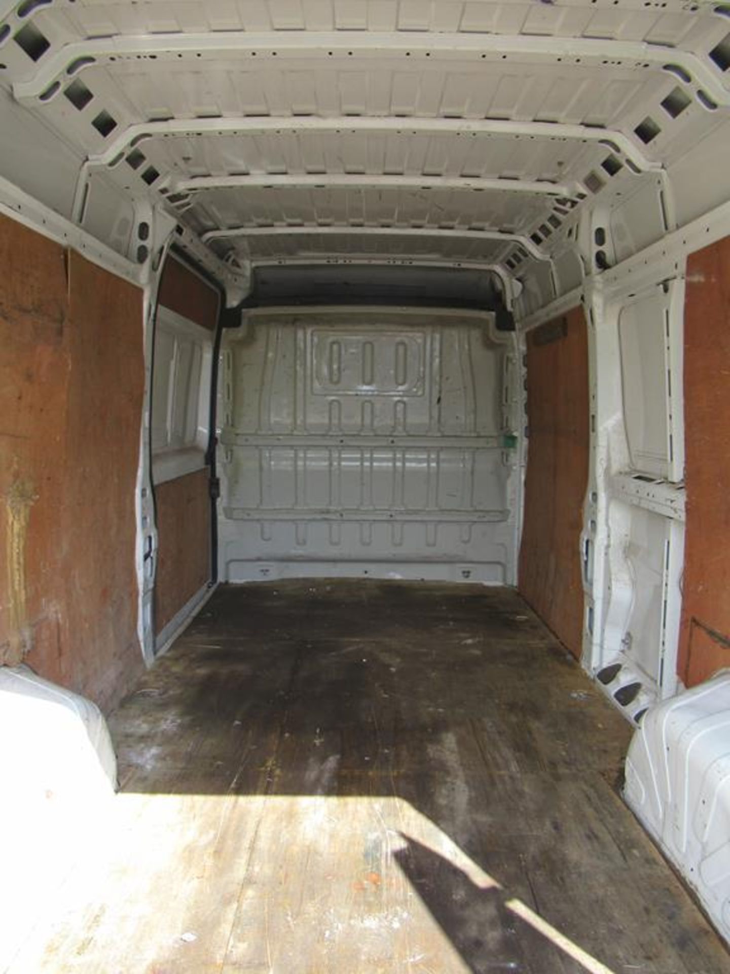 A Peugeot Boxer 335 Professionsal L3H2 HDI Panel Van - Image 8 of 27