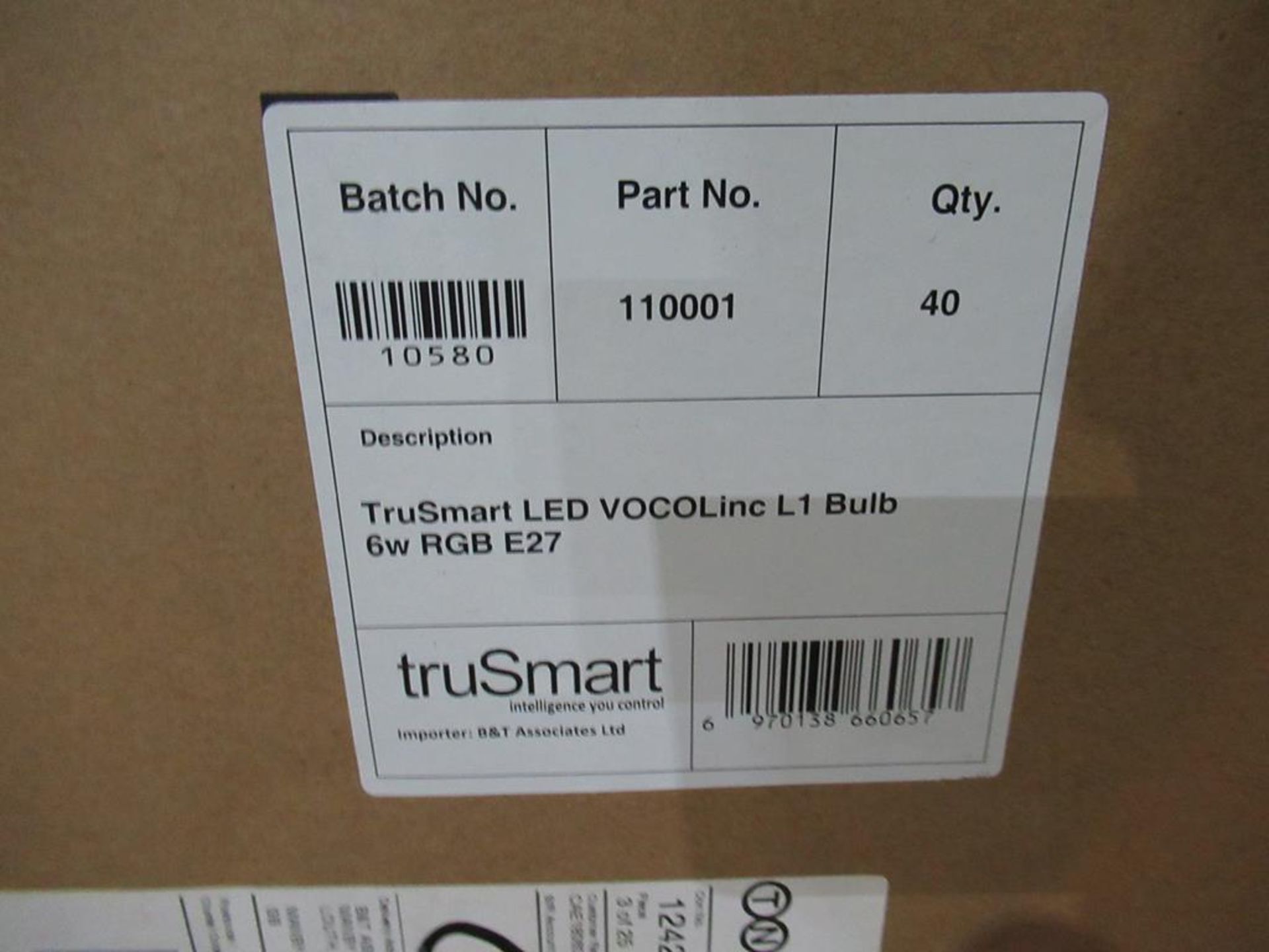 40 x TruSmart LED VOCOLinc L1 6 watt Bulb E27 Base Multi-Colour RGB IP67. Can be controlled - Image 3 of 3