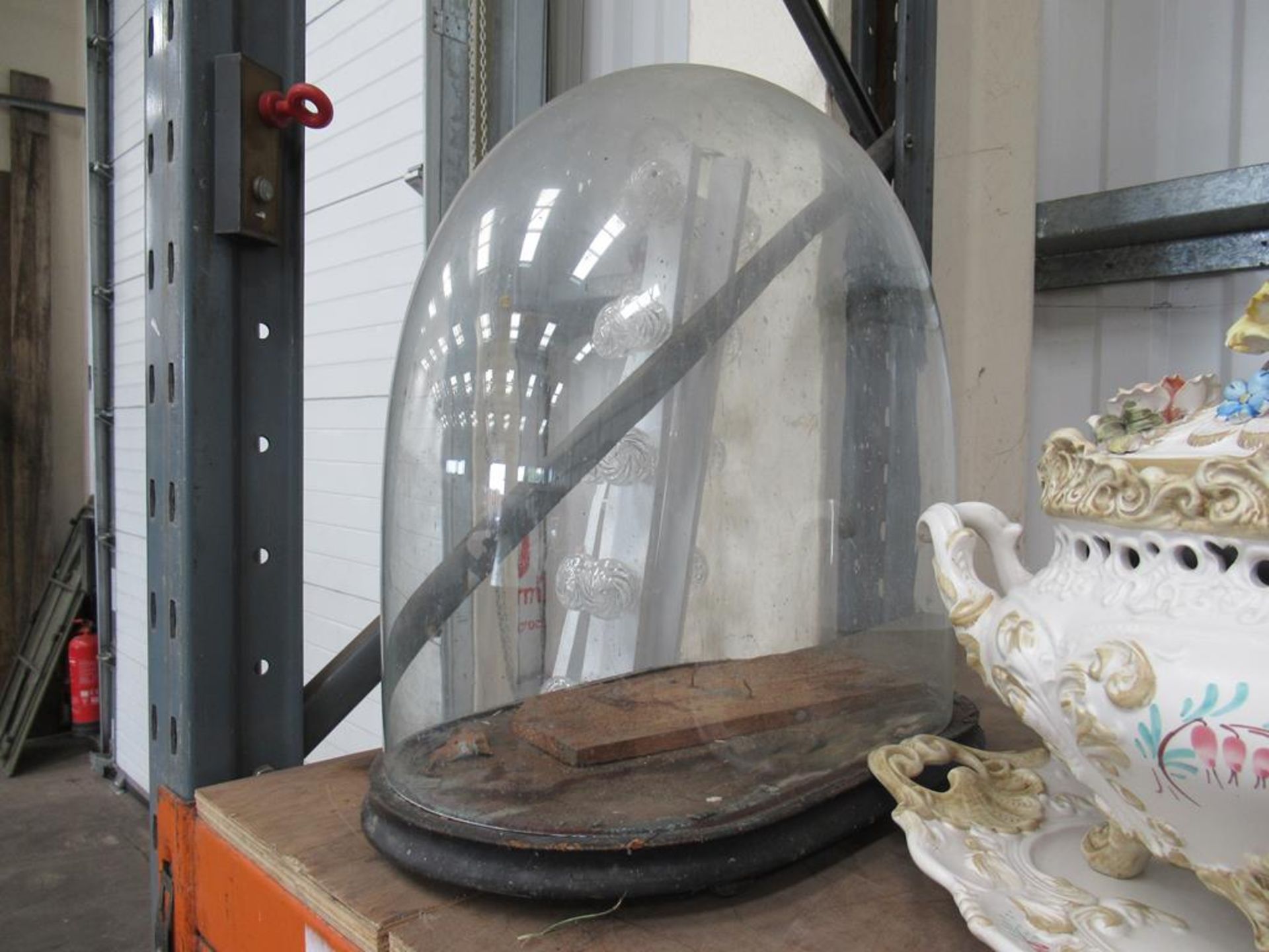 Ornate Vintage Tureen on stand along with Glass Domed Presentation Case - Image 3 of 3