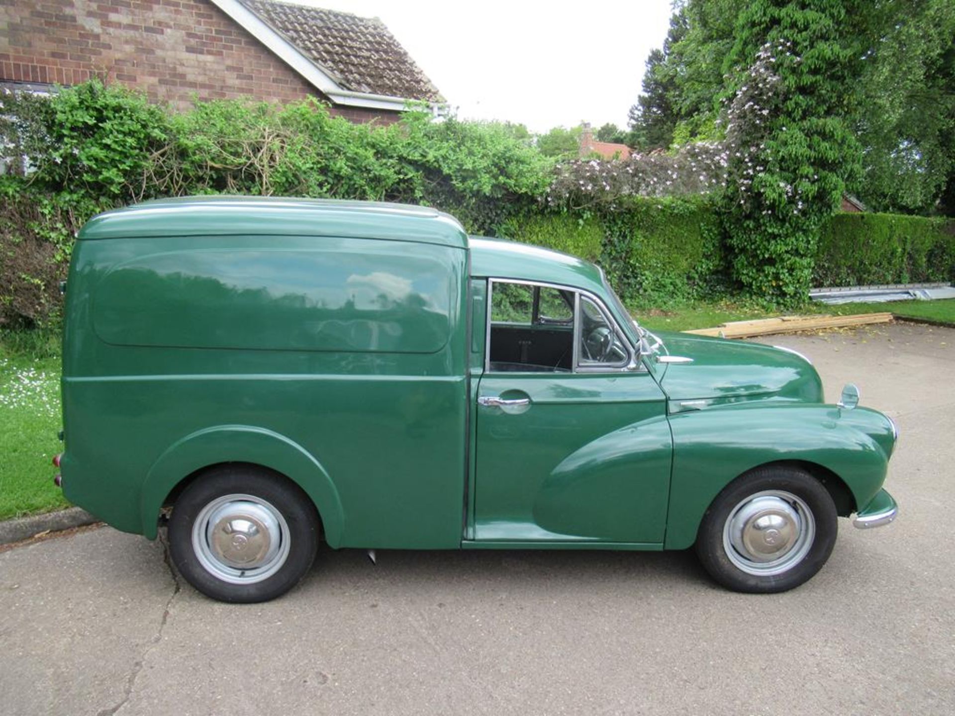 A Morris 1000 Van - Image 8 of 36