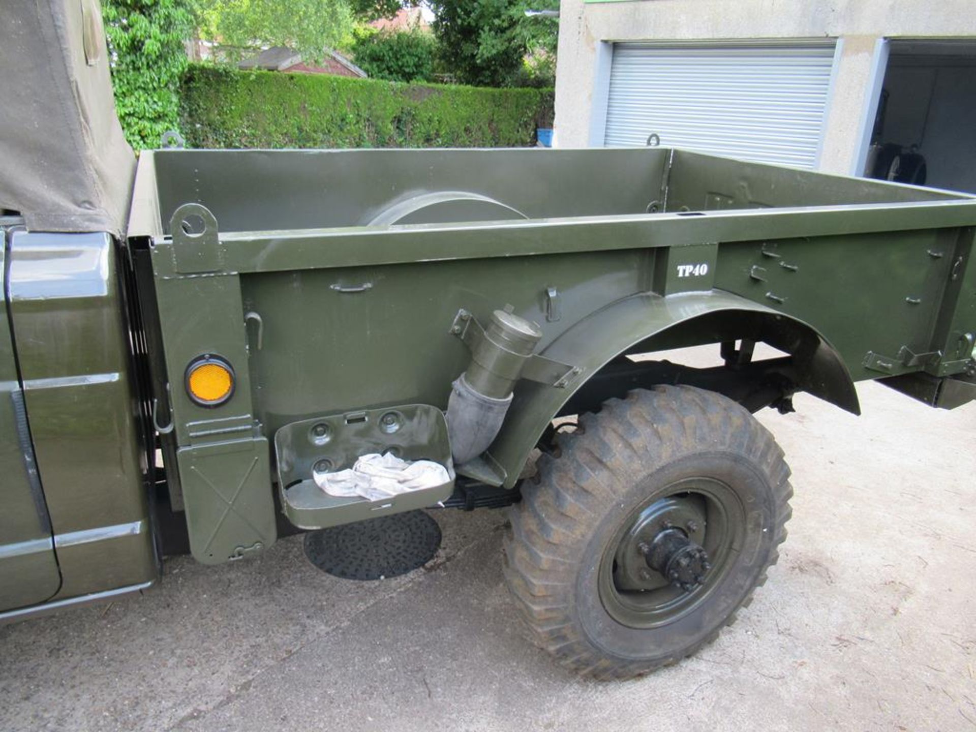 A Kaiser M715 4 x 4 1967 American Military Pick Up Truck - Image 10 of 39