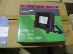 40 x LED 20W Slim Floodlight 4000K 85-265V OEM Trade Price £960