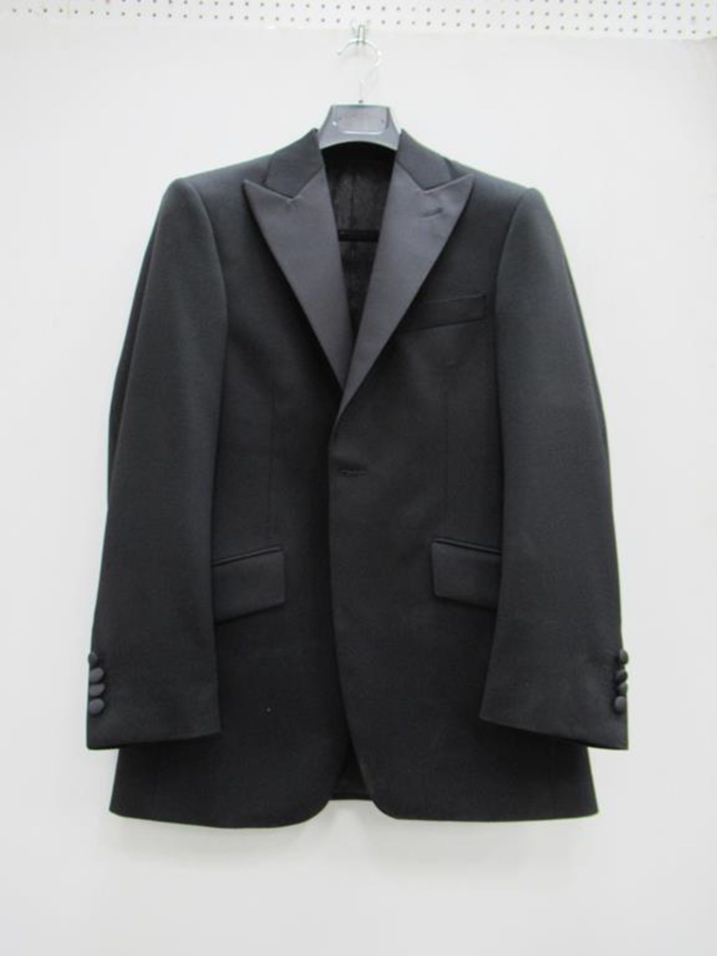 Peak Lapel dinner jacket