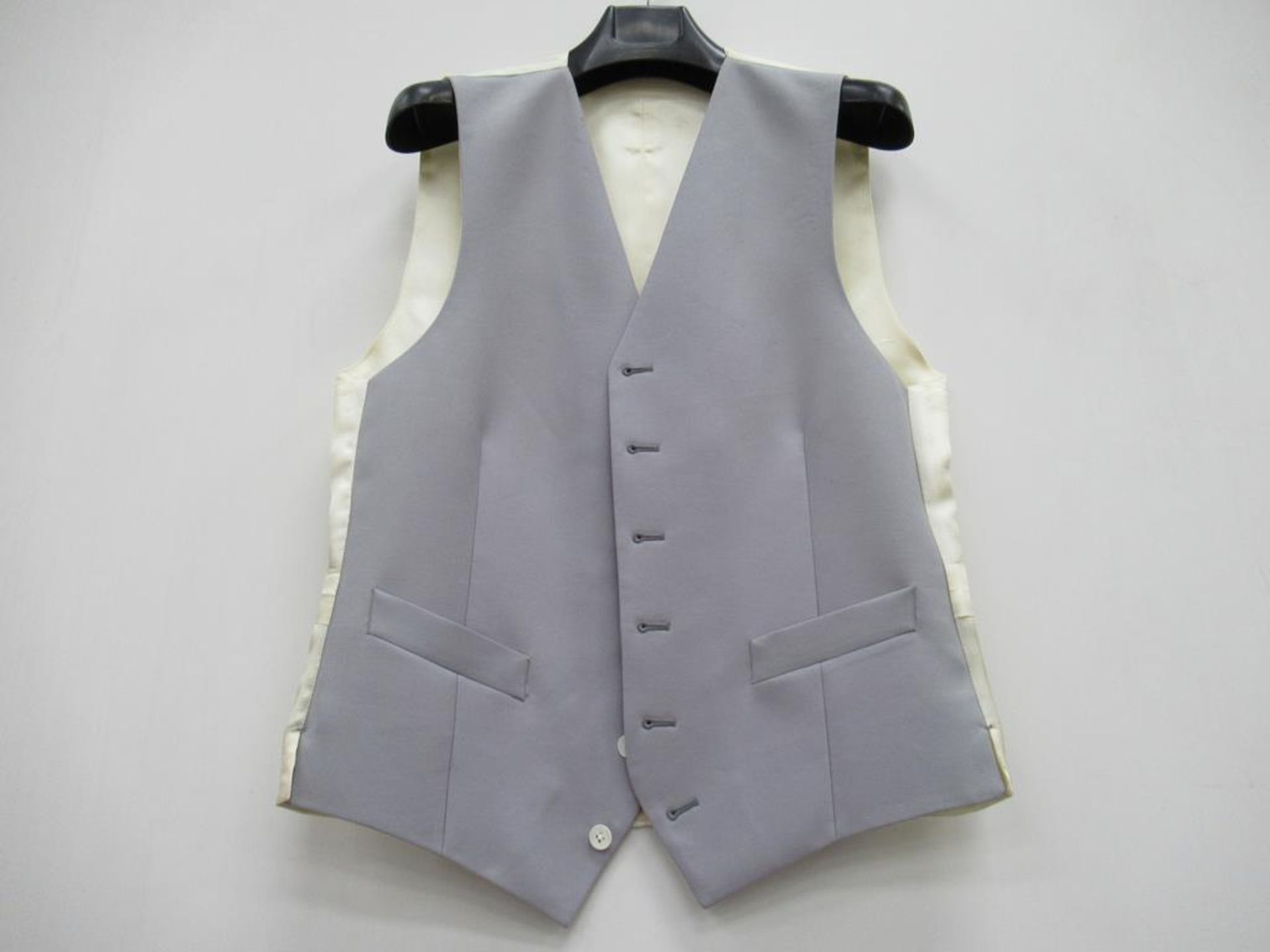 Morning coat and waistcoats - Image 2 of 3