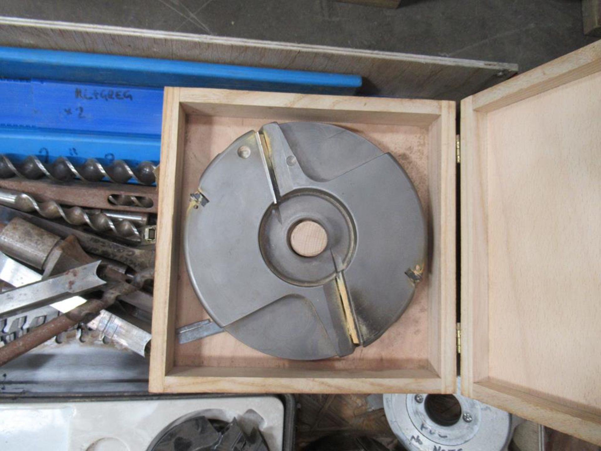 Pallet to contain various Mortising Chisels, Saw Blades, Spindle Moulded Cutters etc Please note - Image 2 of 4