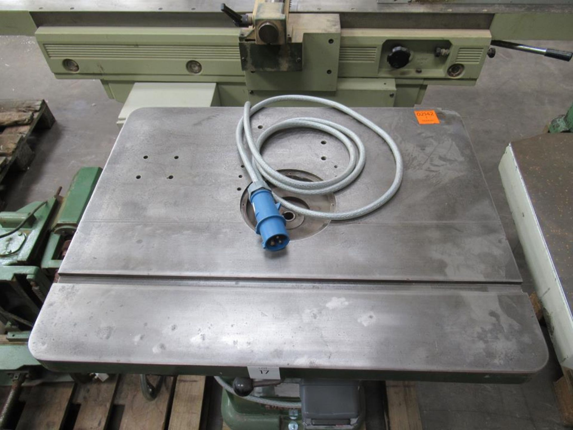 Wadkin Bursgreen Ber Light duty Spindle Moulder. Machine No: BER62120, 230V, Single Phase, 50Hz. - Image 3 of 10