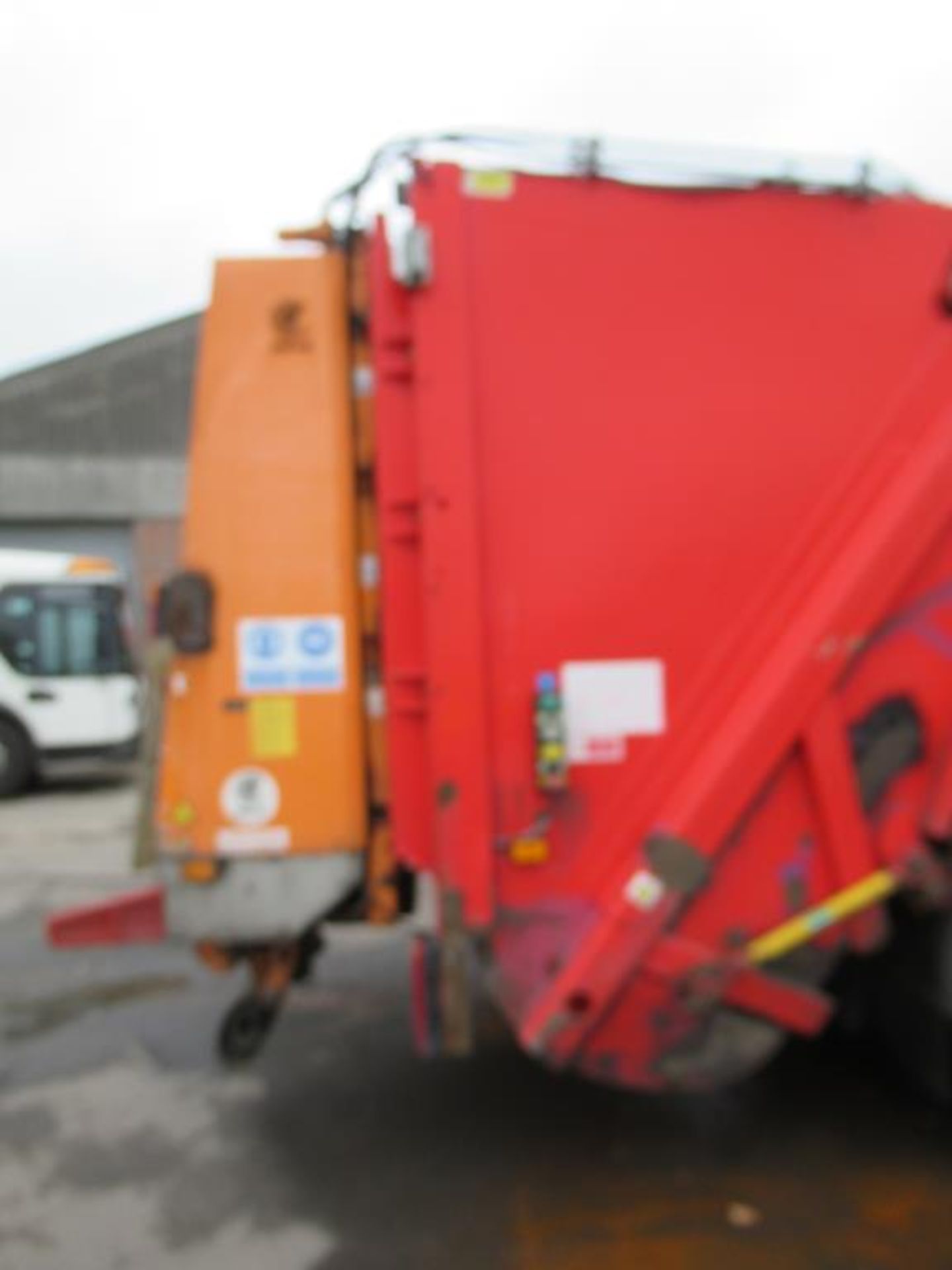 Dennis Eagle Elite Refuse Collection Vehicle - Phoenix Body - Image 16 of 31