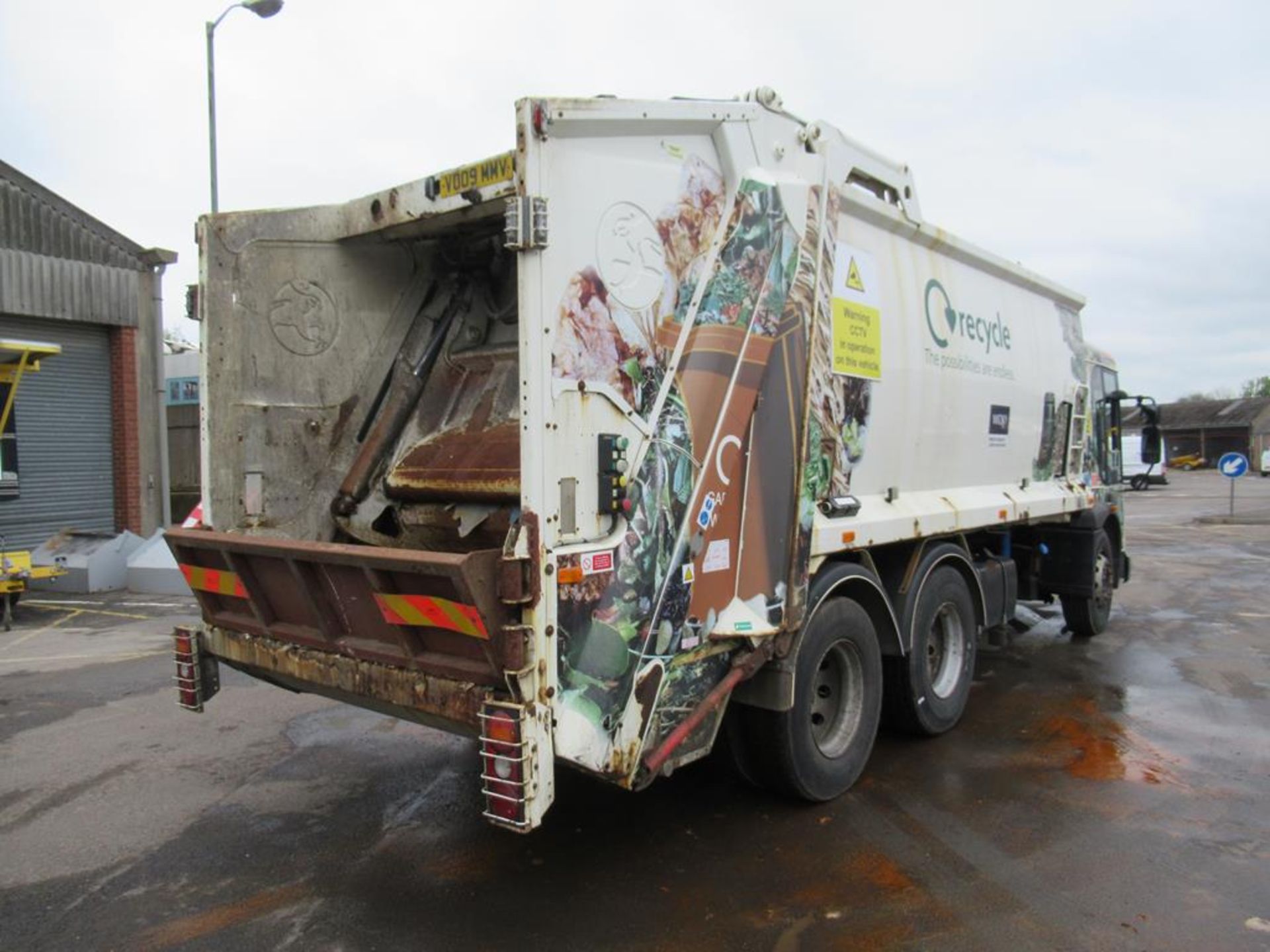 Dennis Eagle Elite 2 Phoenix Refuse Collection Vehicle - Image 4 of 31