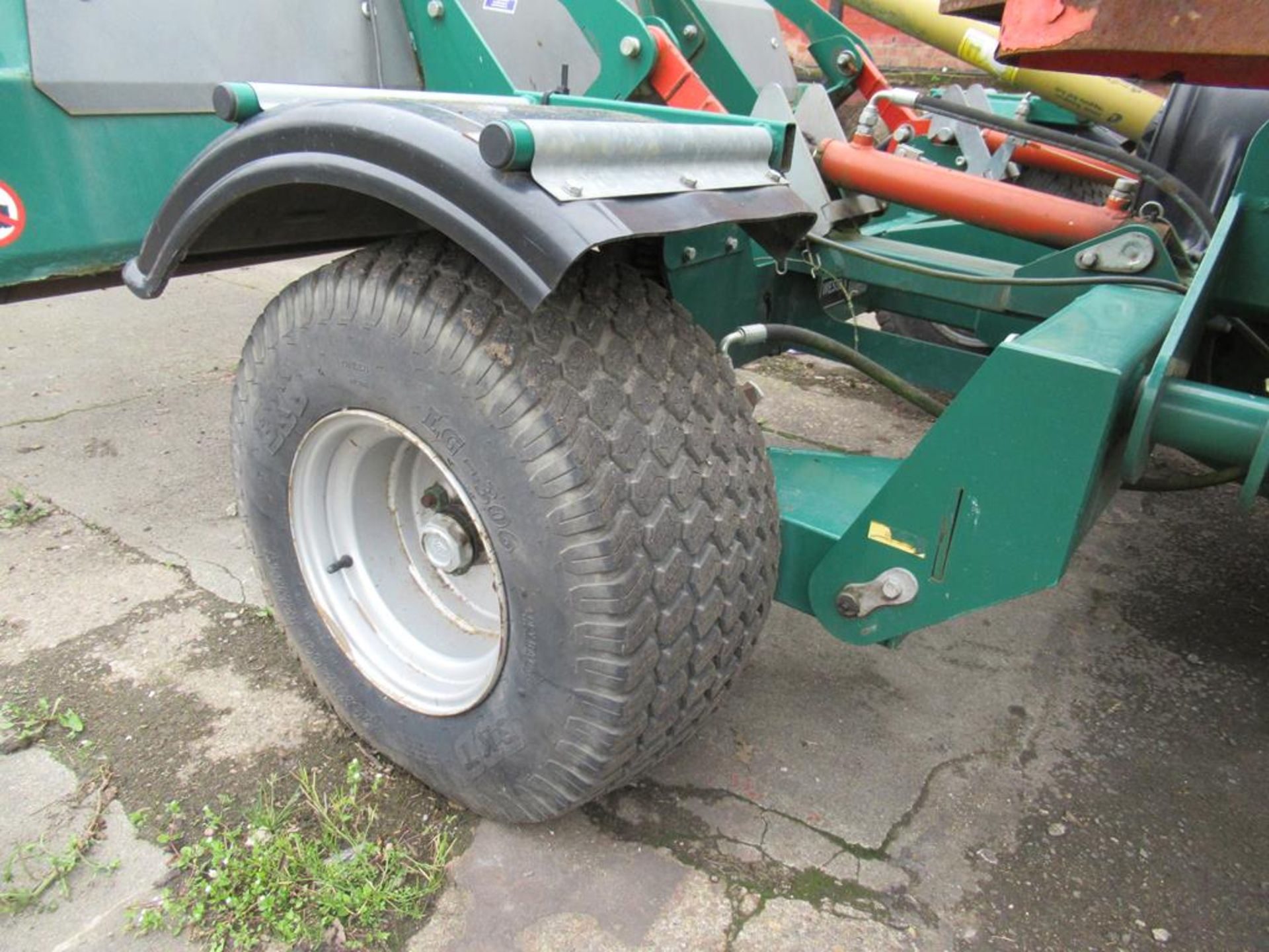 Wessex Proline RMX 560 Tri-Deck Mower - Image 13 of 19