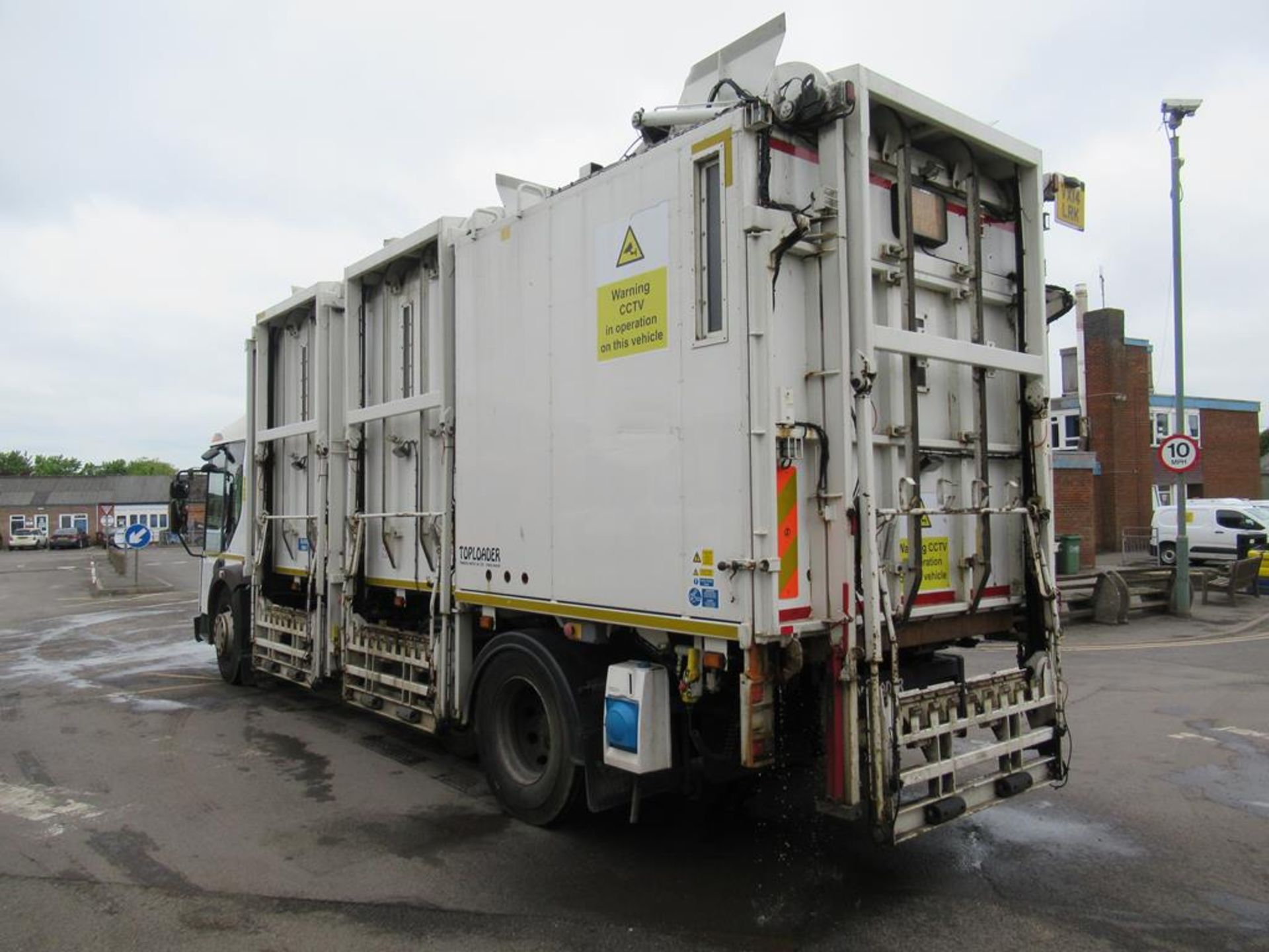 2014 Dennis Elite 6 Top Loader Refuse Collection Vehicle - Image 2 of 38