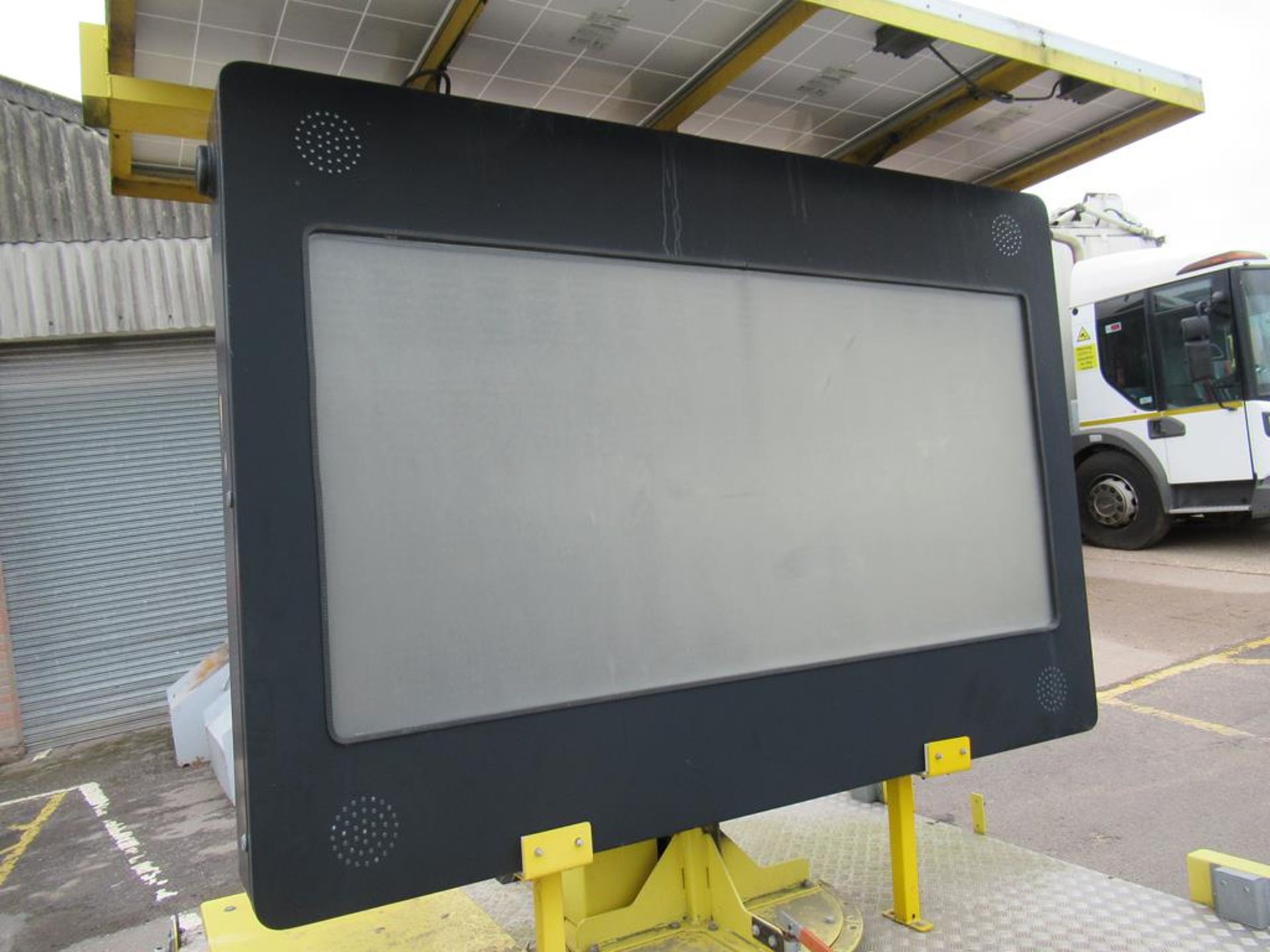 Swarco Mobile LED Variable Message Sign - Image 12 of 17